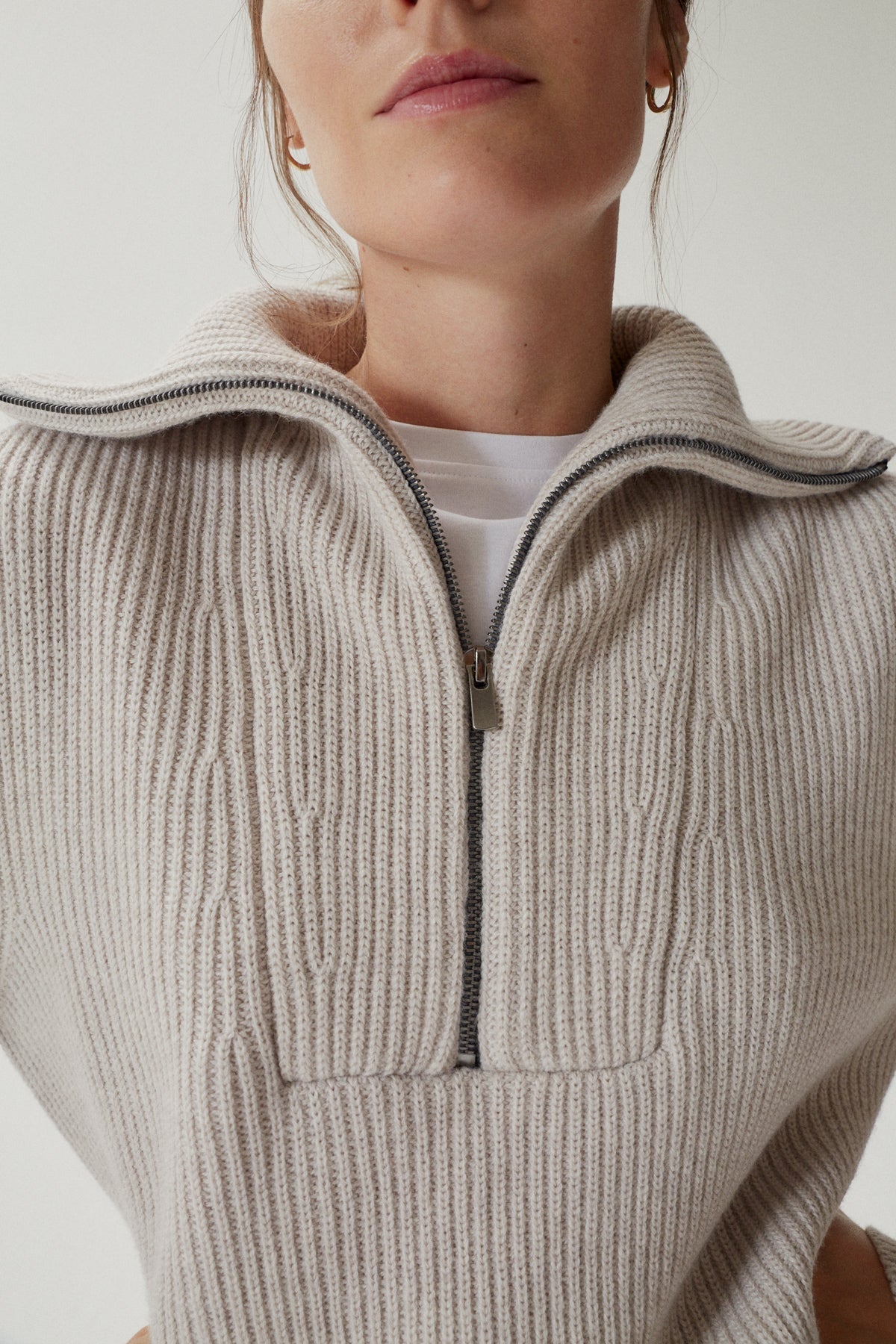 the merino wool half zip sweater greige