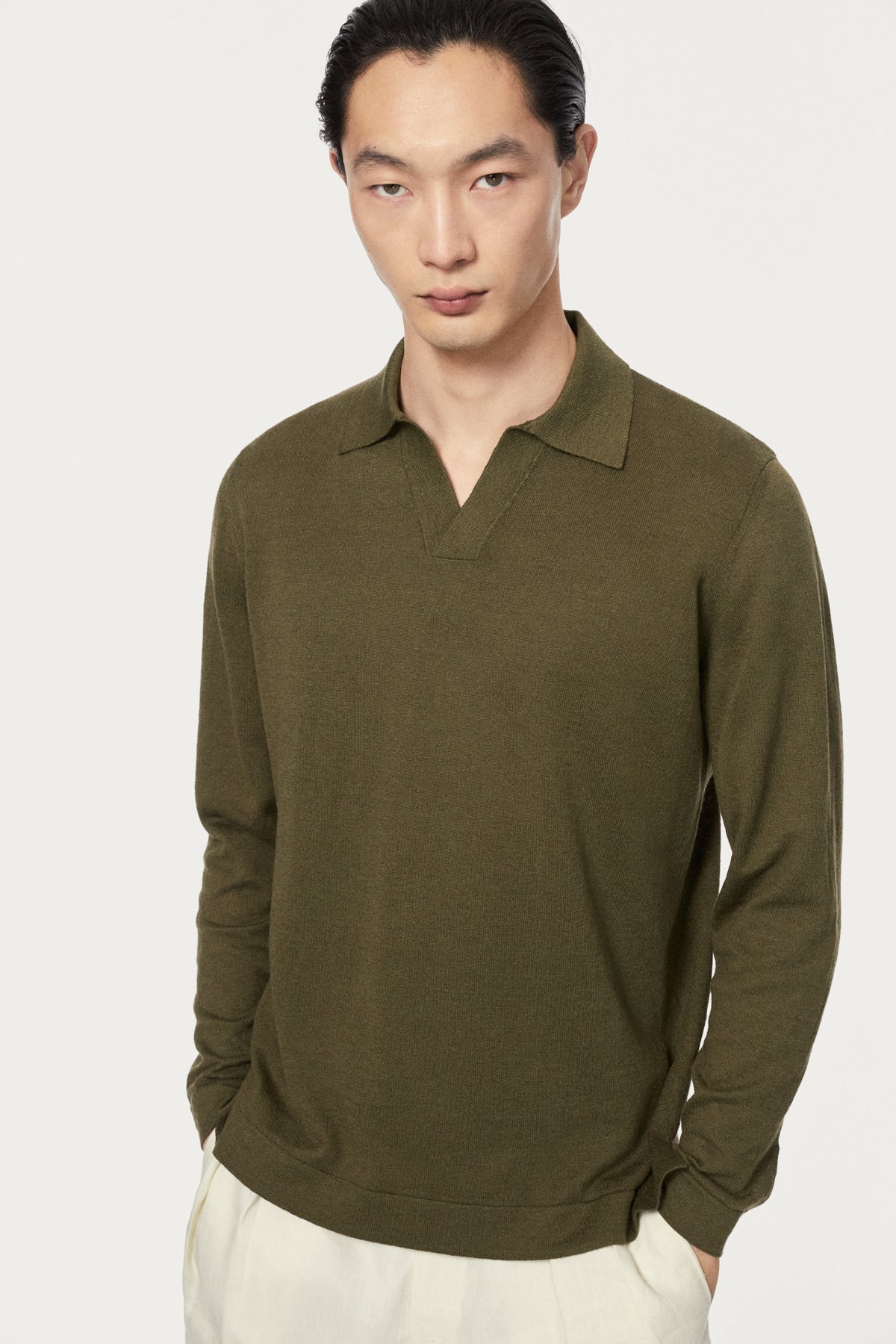 The Long-Sleeve Linen Cotton Polo - olive green