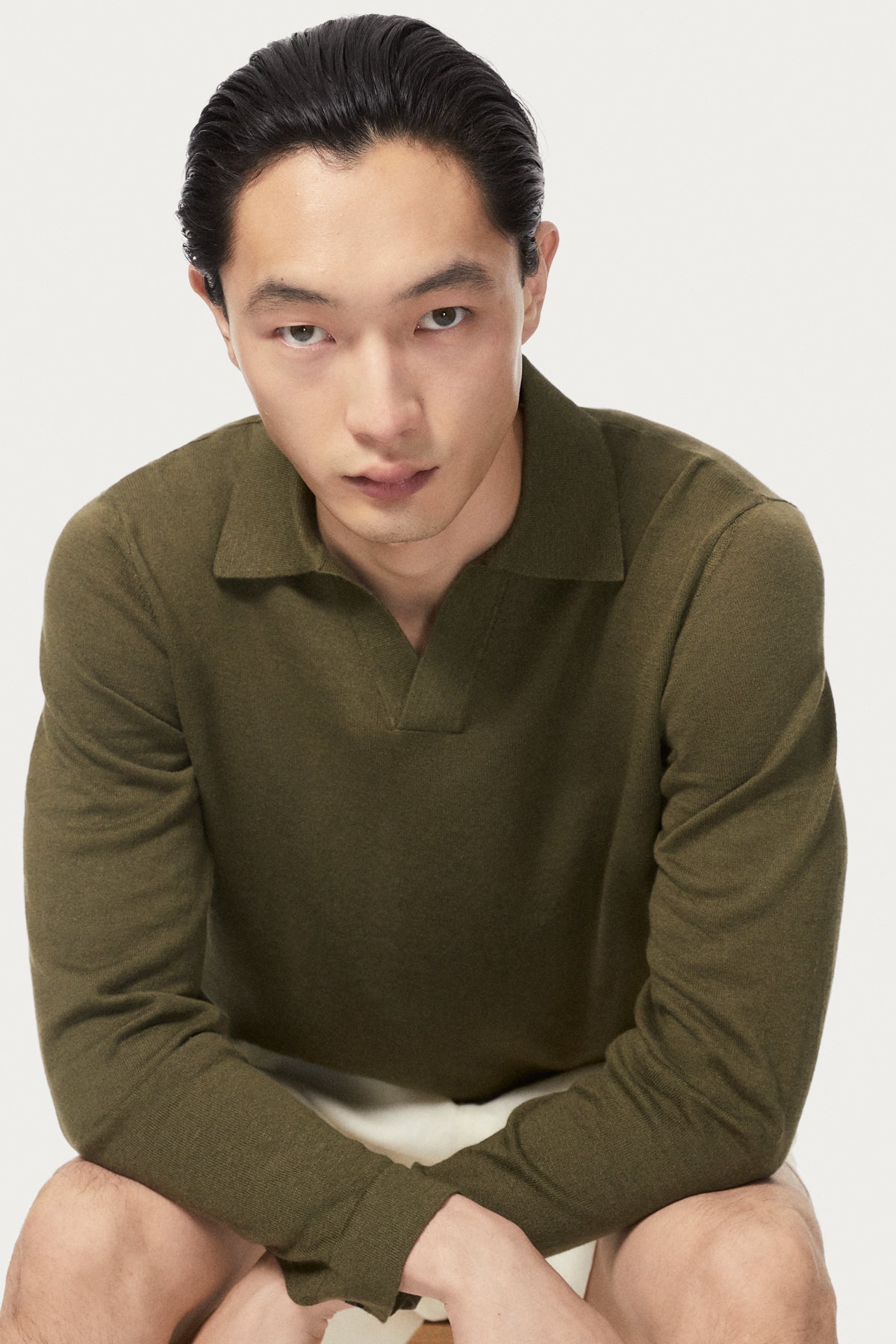 The Long-Sleeve Linen Cotton Polo - olive green