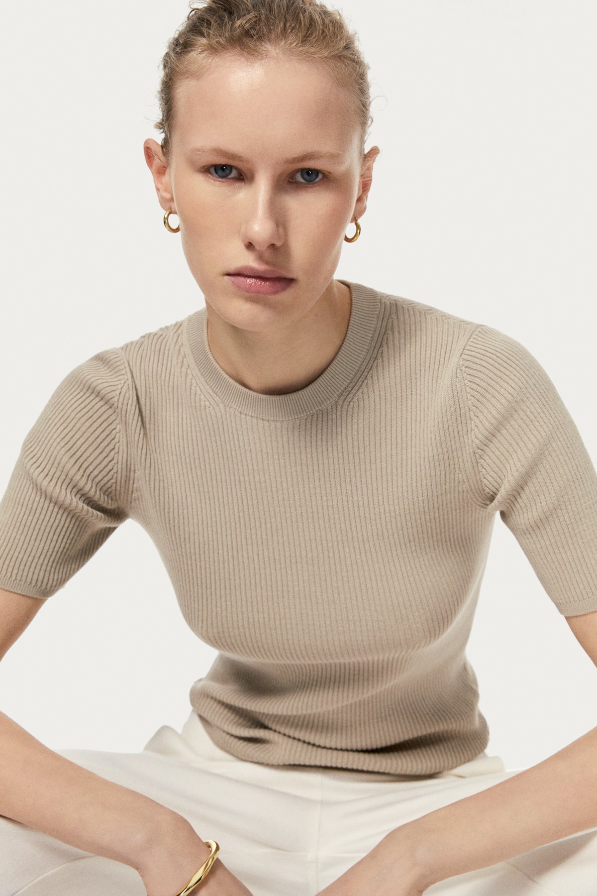 the organic cotton t-shirt wet sand