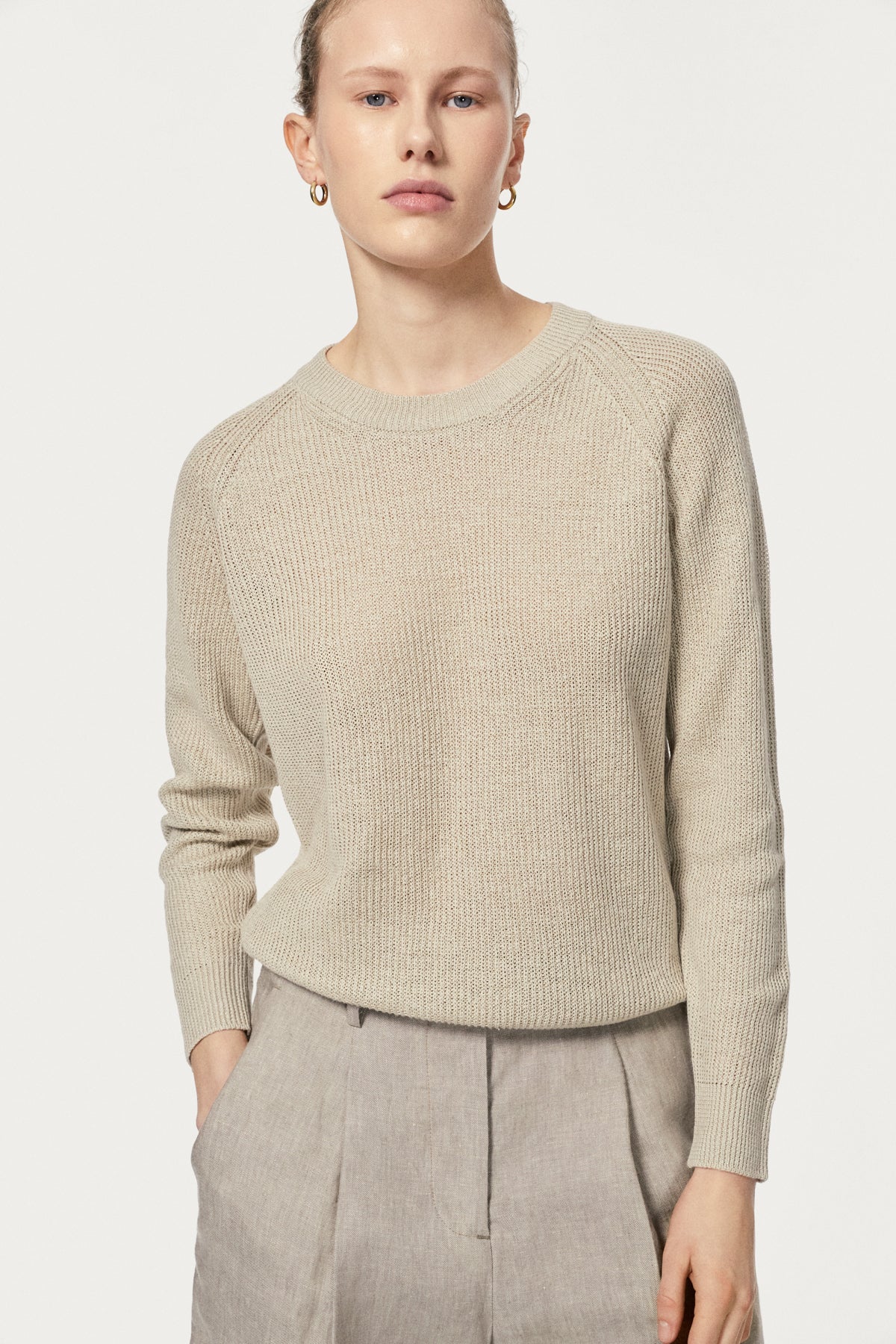 The Linen Cotton Raglan Sweater - hay
