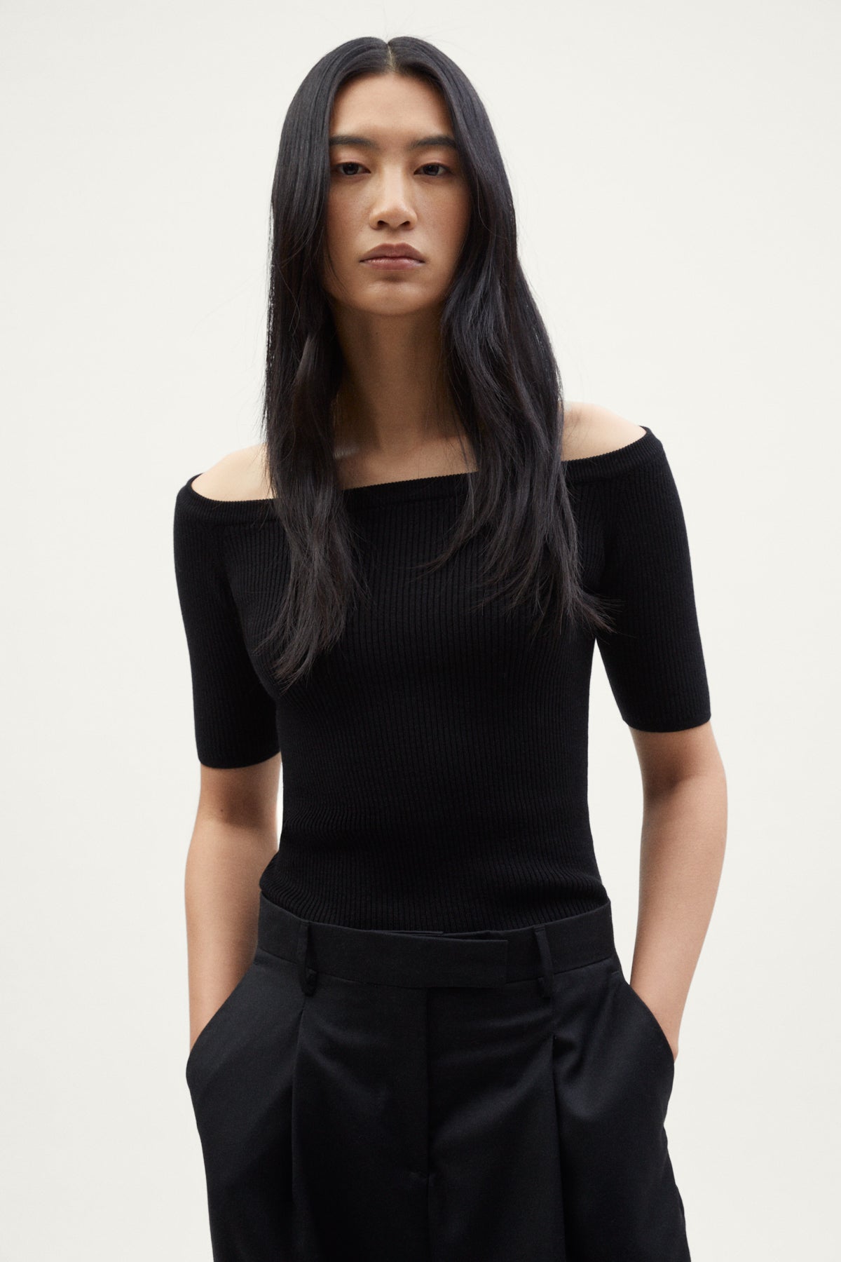 the organic cotton off the shoulder top black