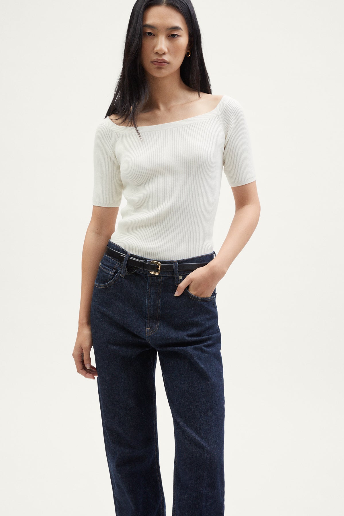 the organic cotton off the shoulder top milk white