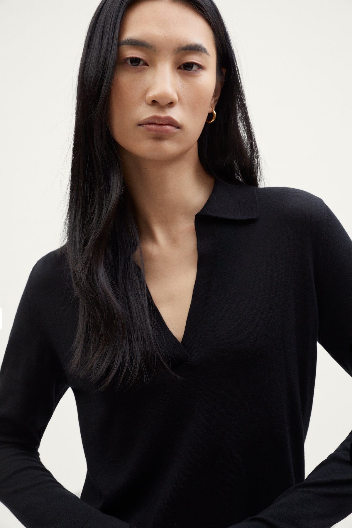 The Organic Cotton Lightweight Polo - black