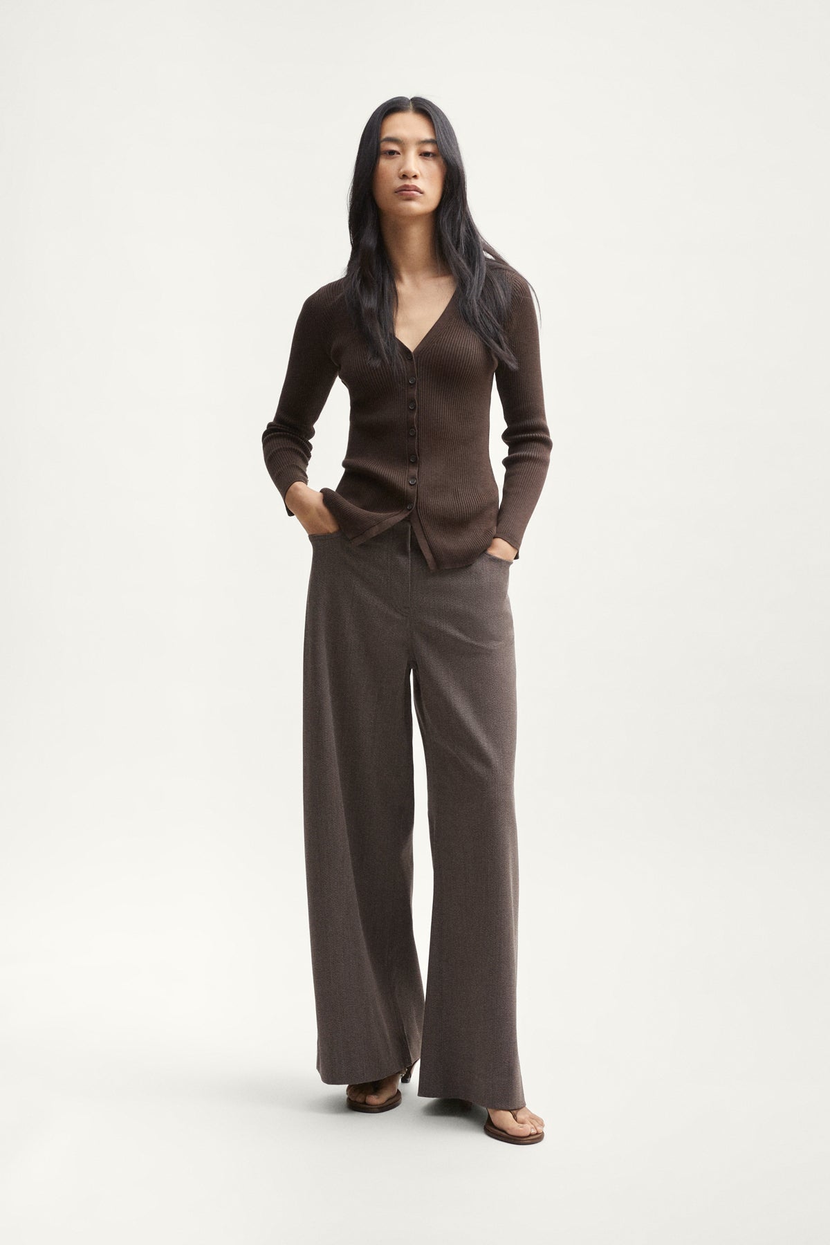 The Organic Cotton Ribbed Cardigan brown