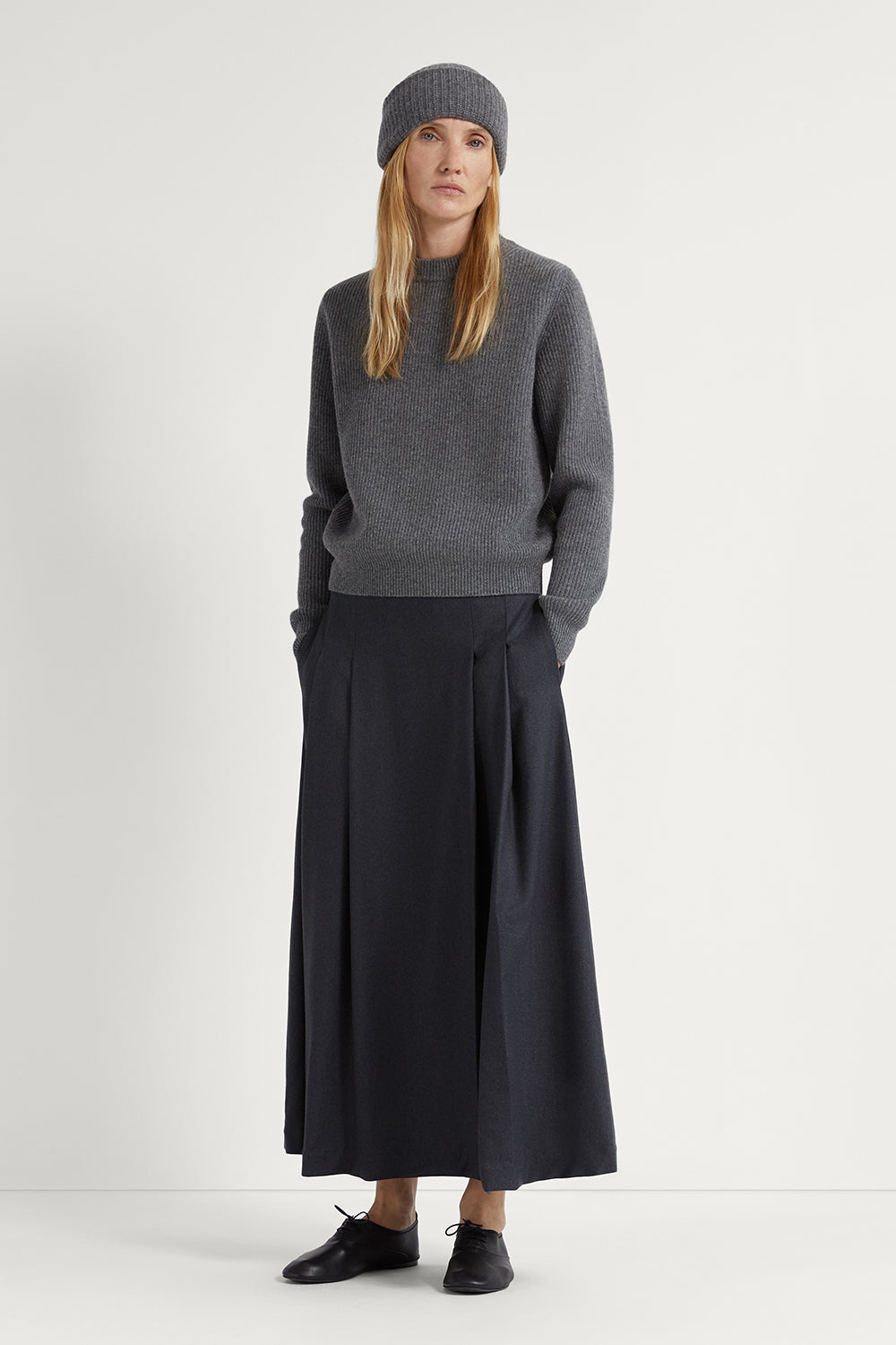 The Woolen Ribbed Sweater Light Grey Melange