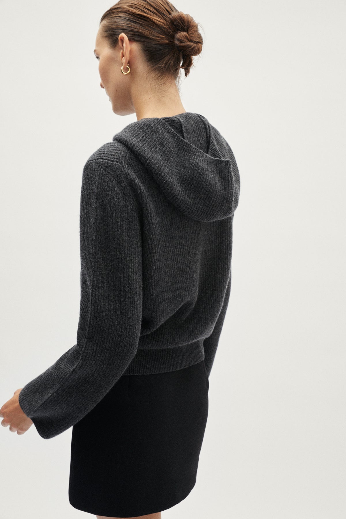 The Woolen Ribbed Hoodie - grey