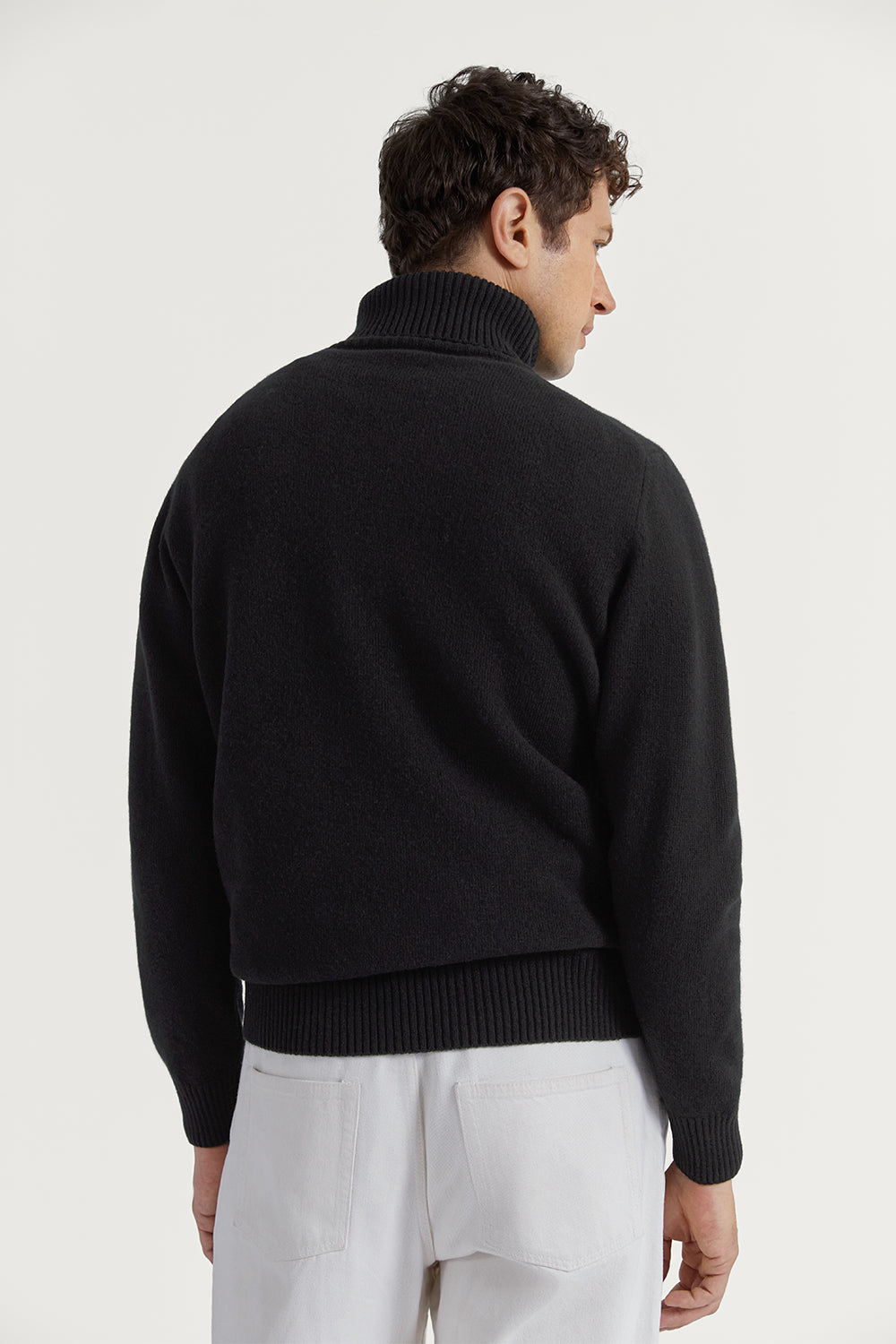 The Woolen Roll-Neck Black