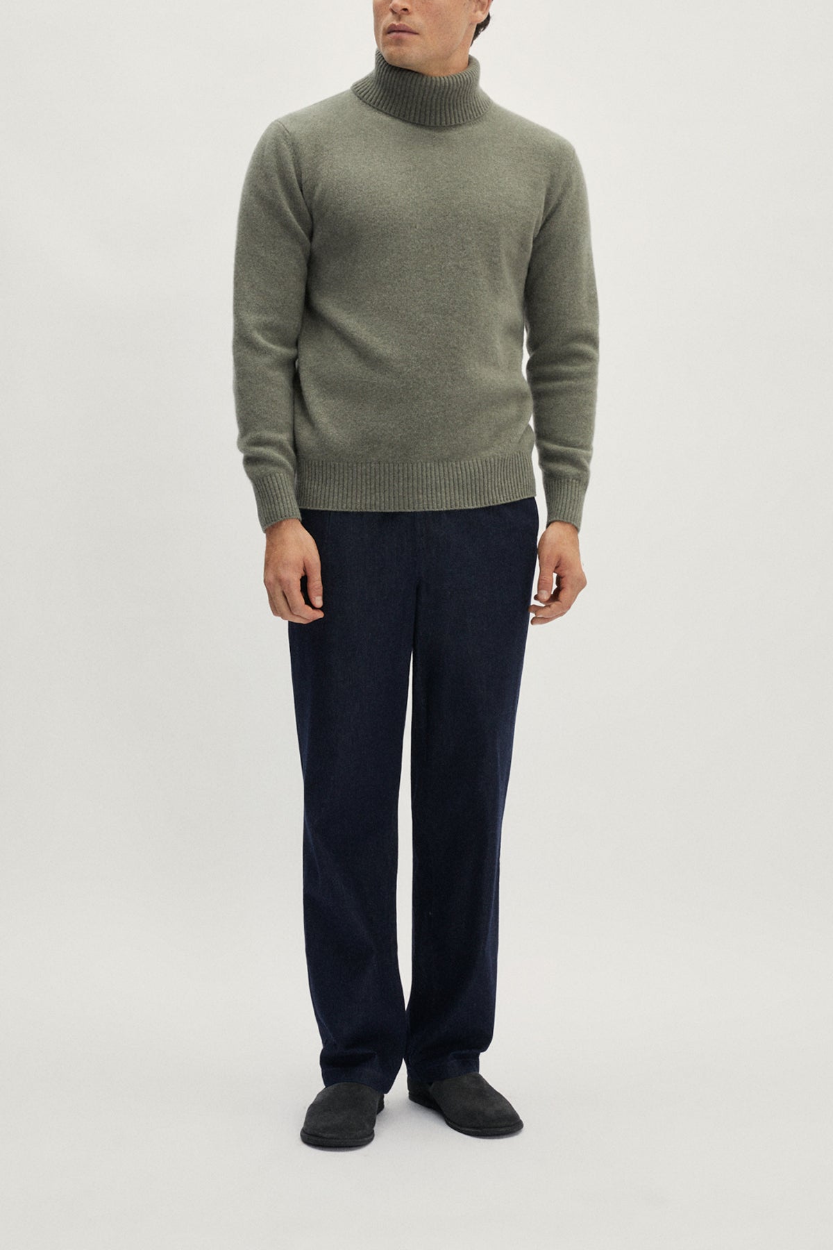 The Woolen Roll-Neck