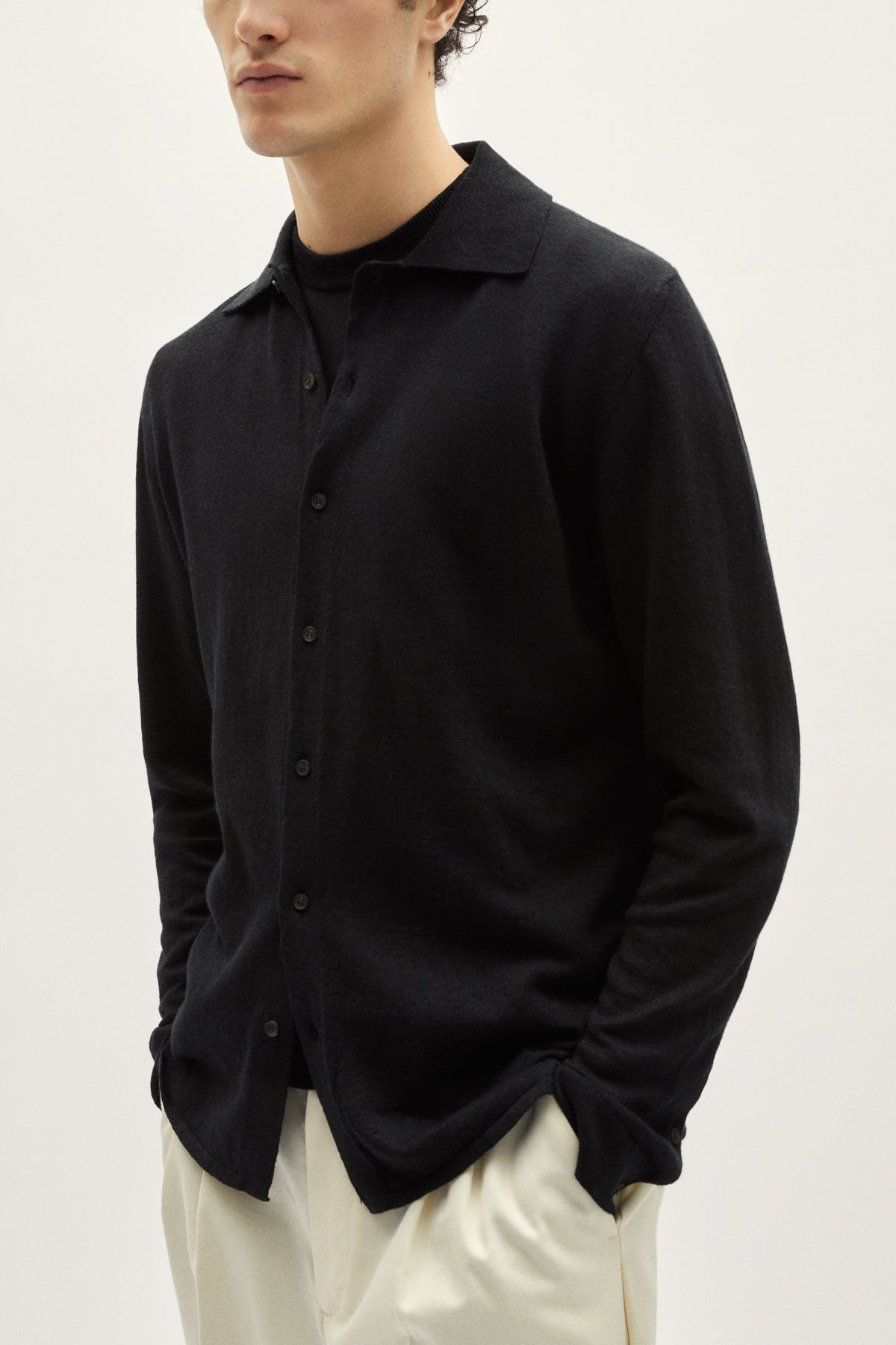 the linen cotton knit shirt black