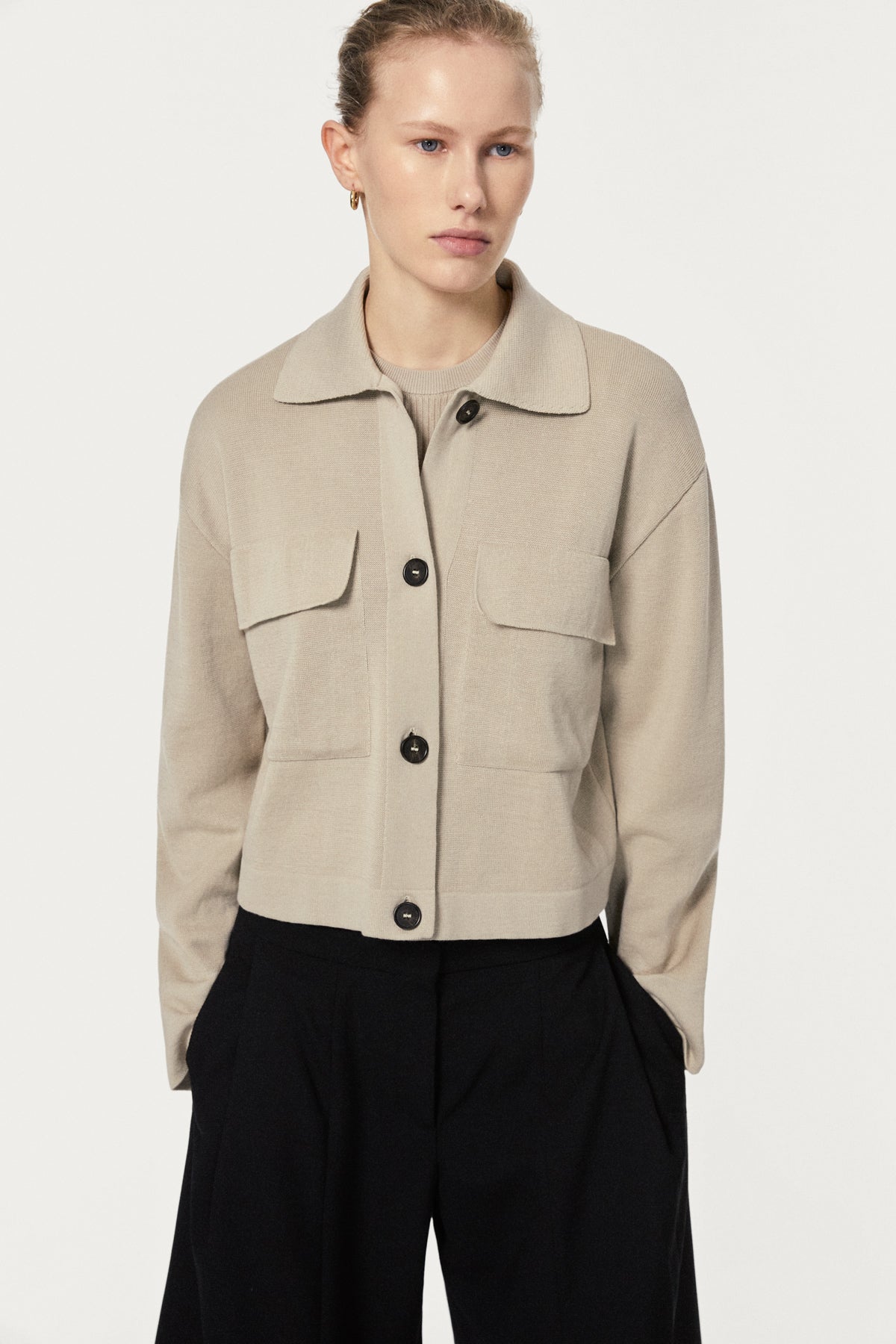 The Organic Cotton Overshirt hay