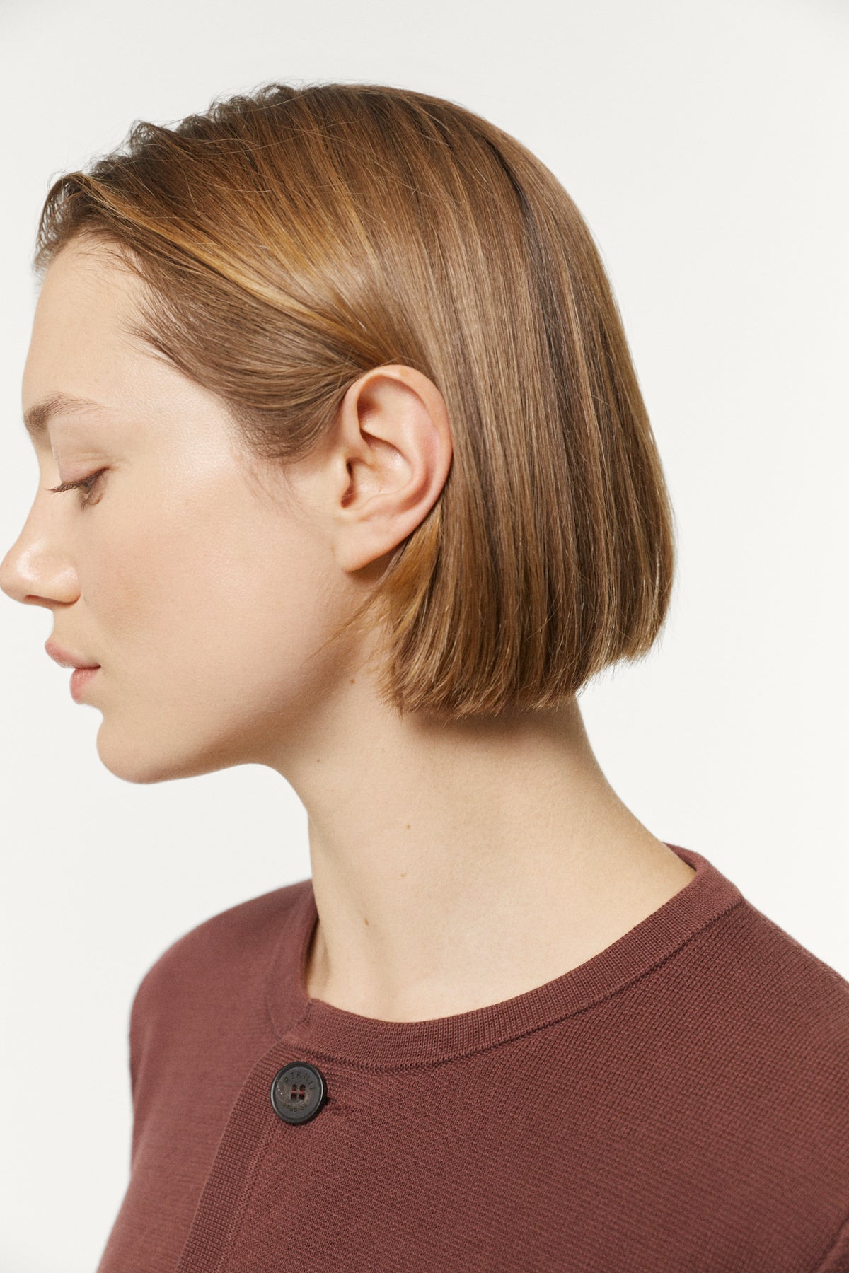 The Organic Cotton Sleek Jacket rust brown