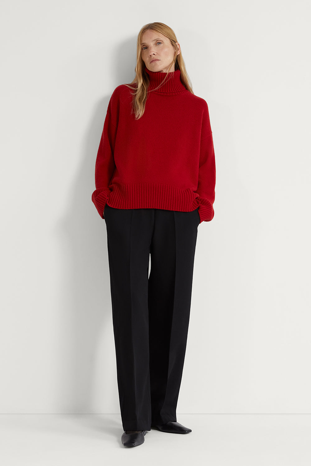 The Woolen Chunky Roll-Neck Red
