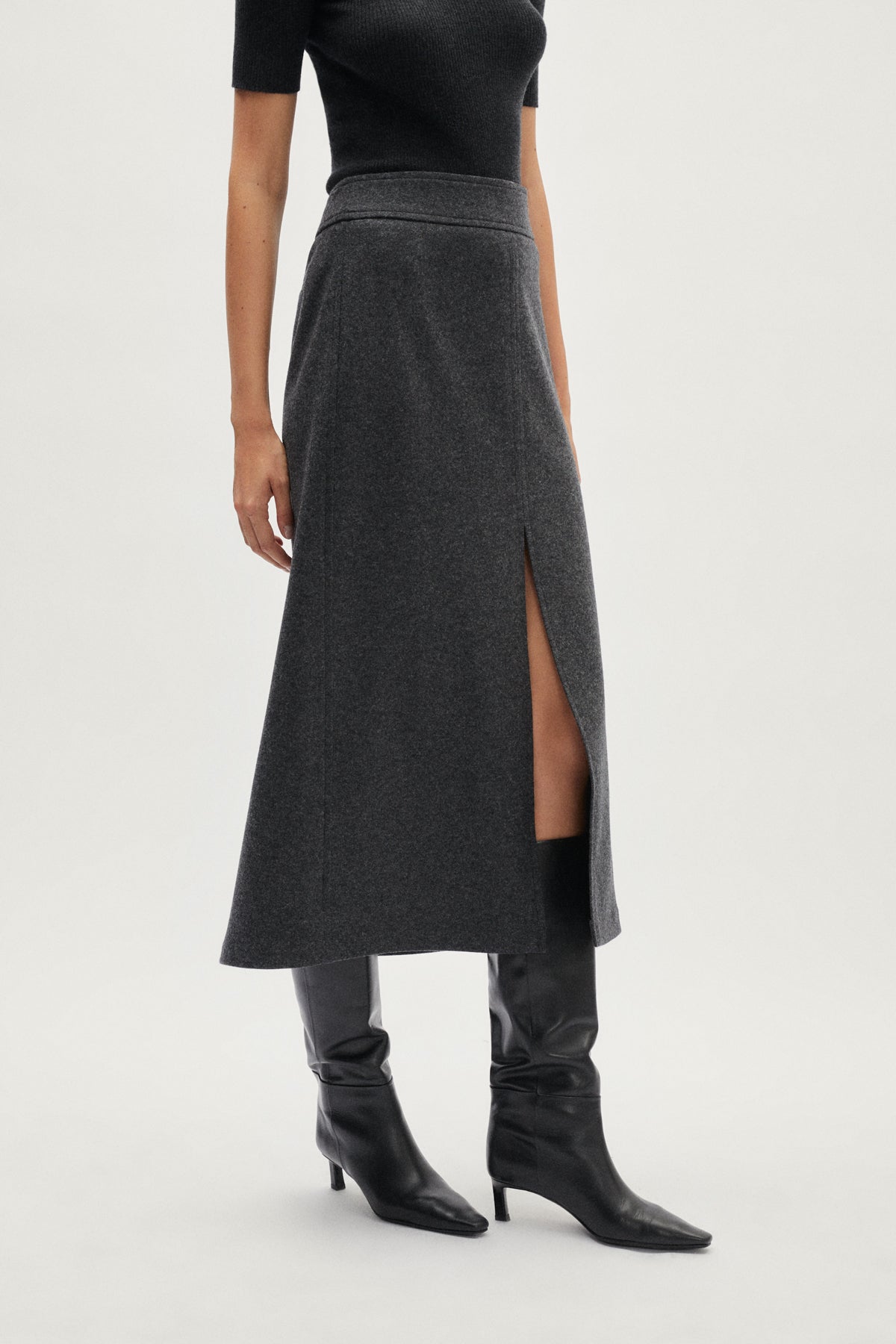 The Woolen Skirt - grey
