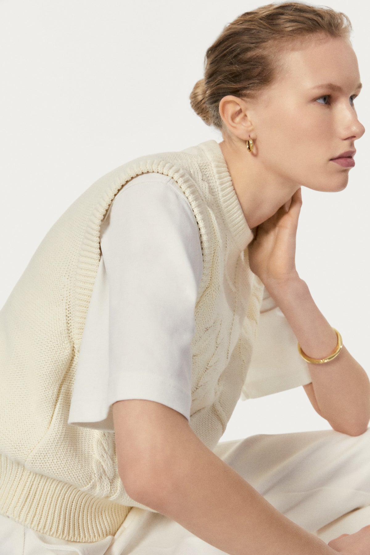 The Organic Cotton Aran Tricot Vest milk white