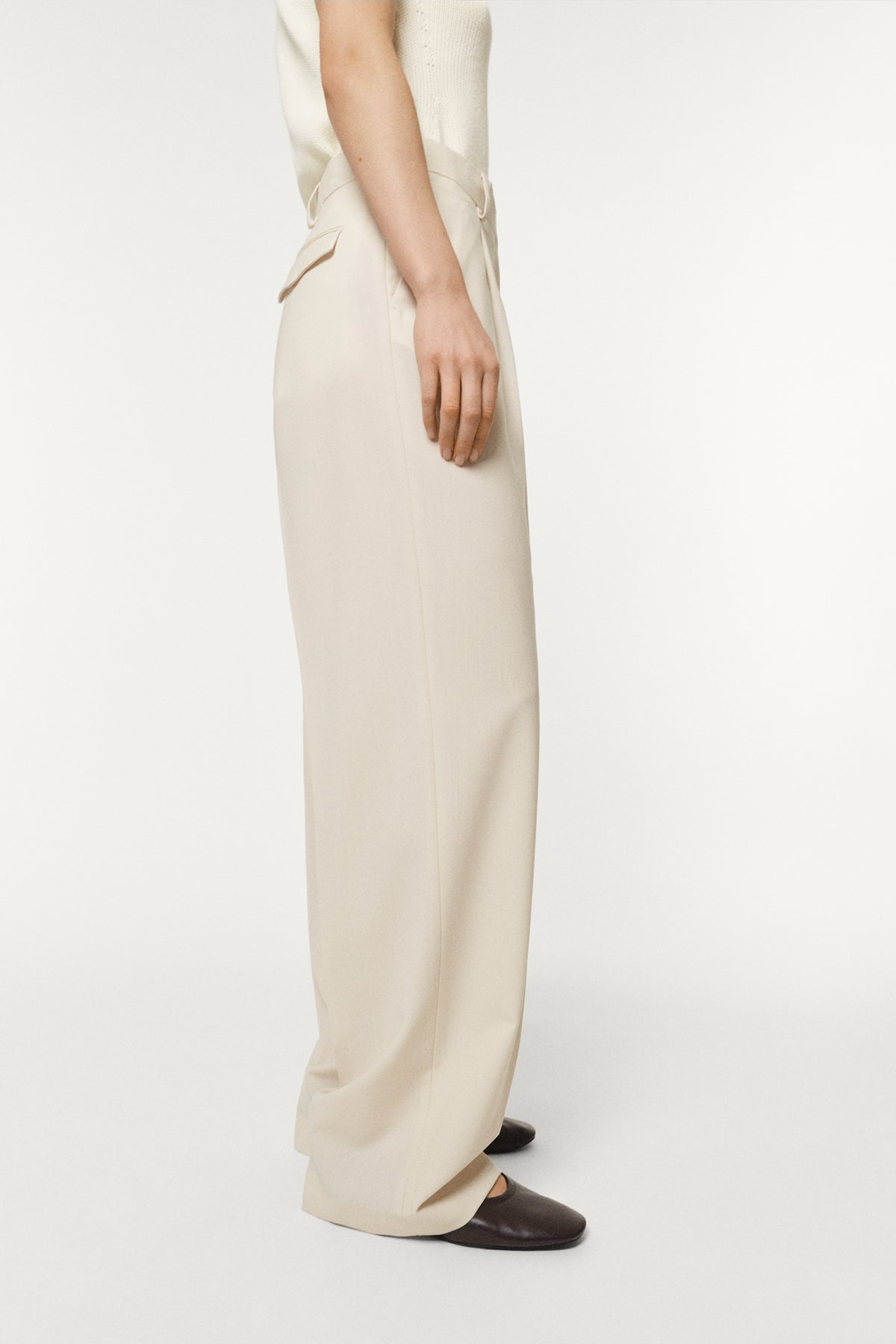 The Cool Wool Tailored Pants with Pinces vanilla