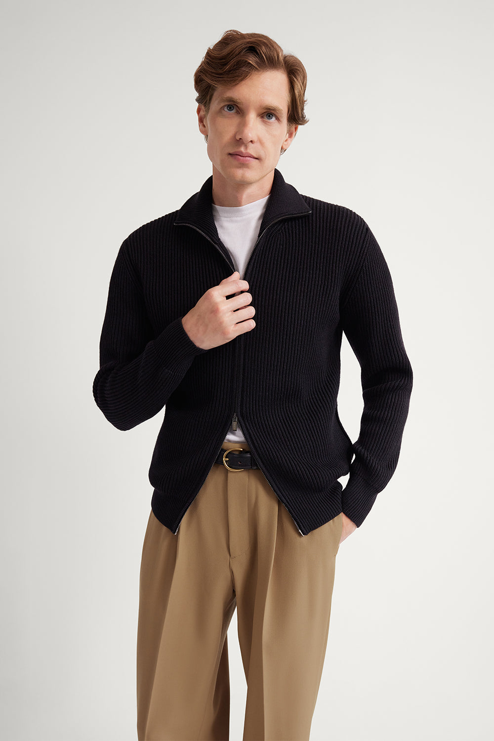 The Merino Wool Polo Collar Zip Cardigan Black