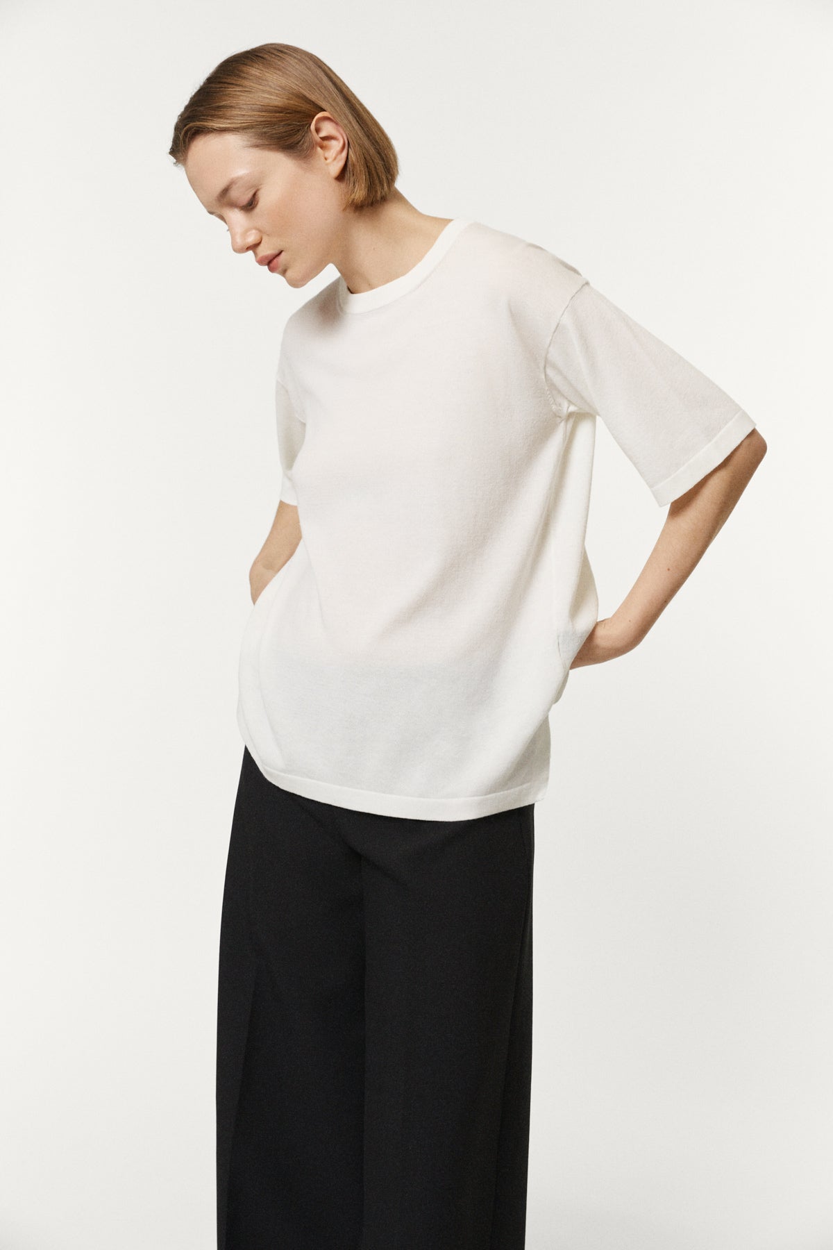 The Organic Cotton Lightweight T-shirt white
