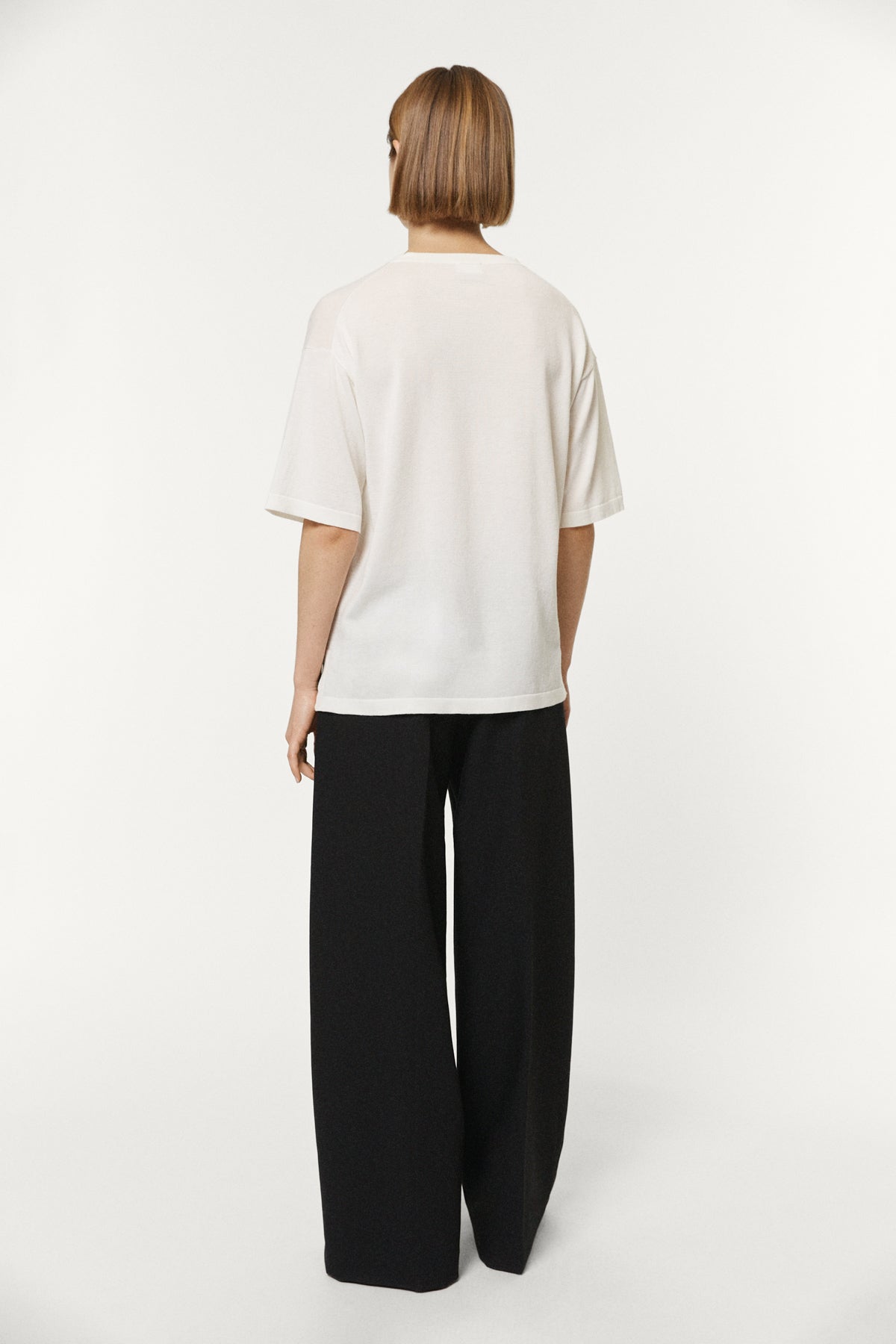 The Organic Cotton Lightweight T-shirt white