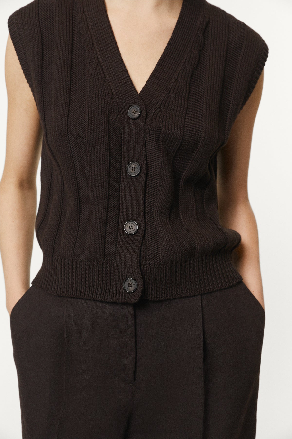 The Organic Cotton Flat Rib Tricot Vest