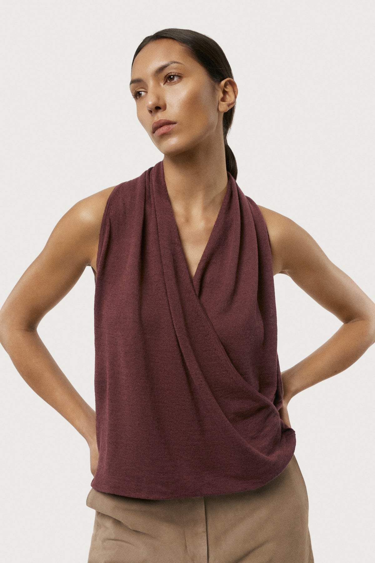 The Linen Cotton Wrap Top Mahogany