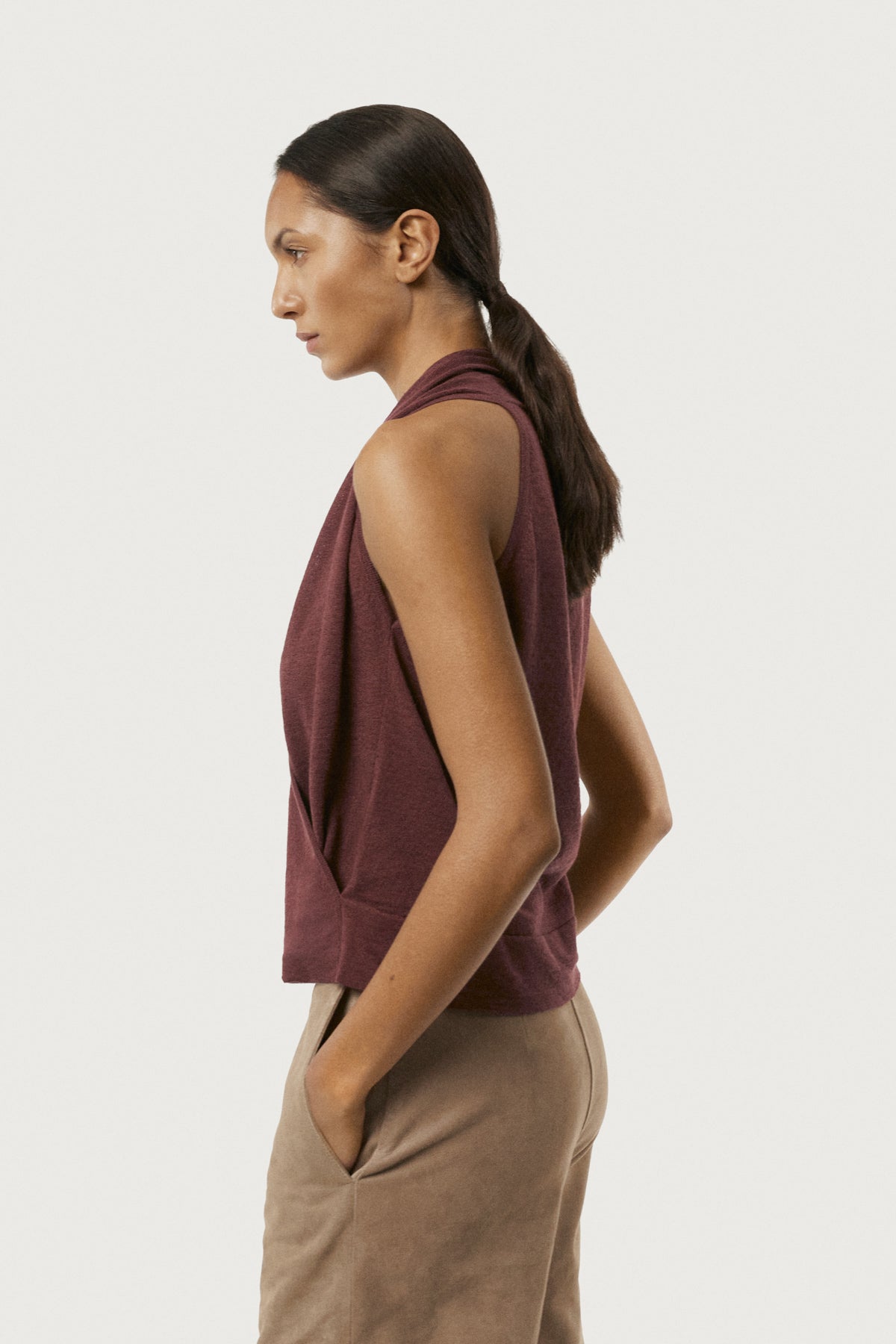 The Linen Cotton Wrap Top Mahogany