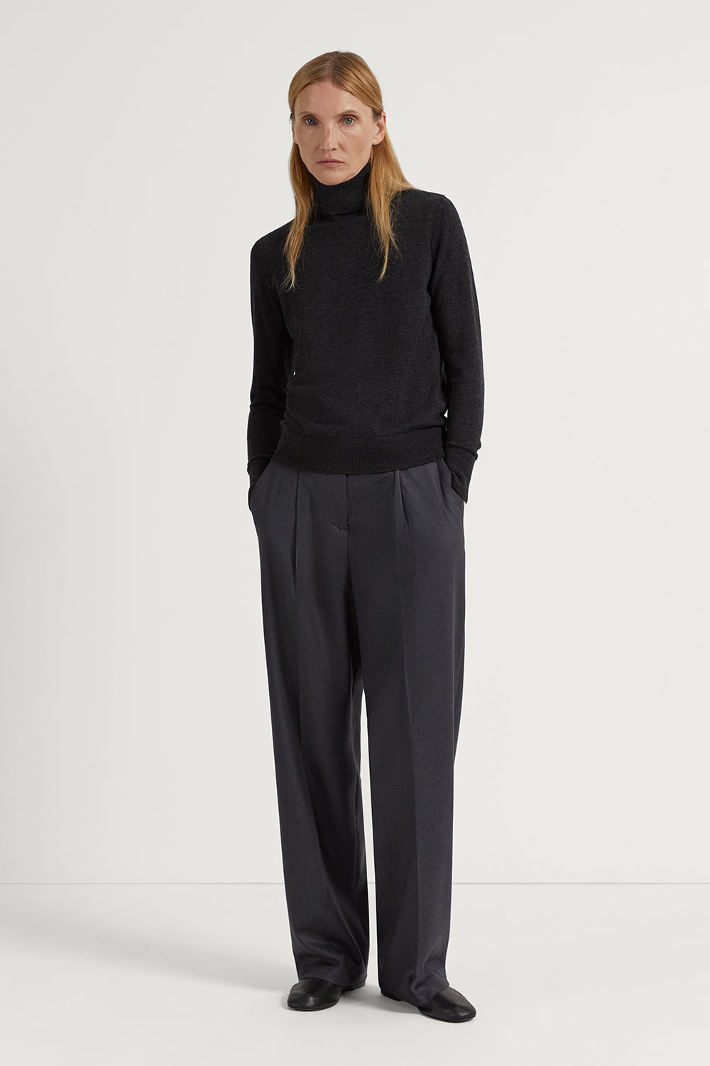 The Flannel Tailored Pants With Pleats Anthracite Melange