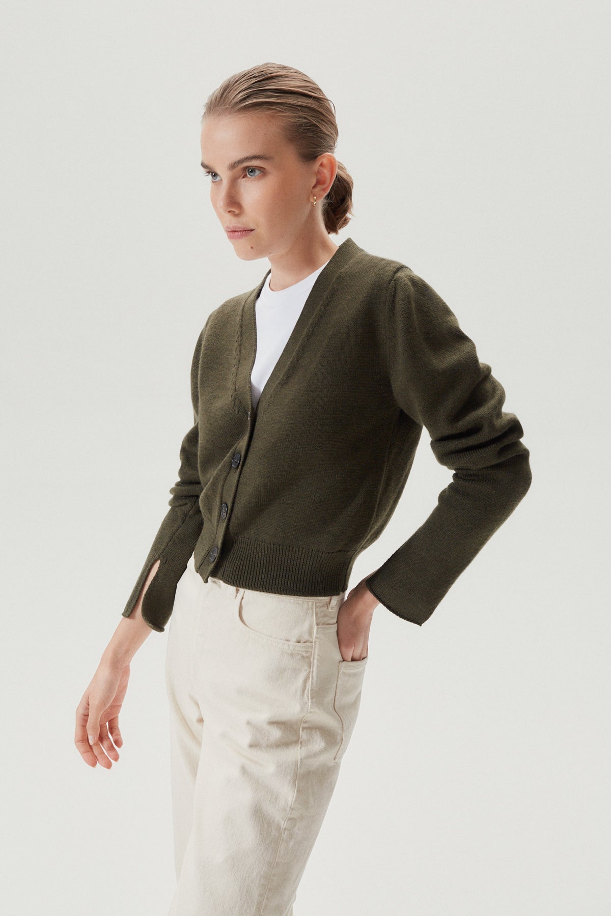 the merino wool crop cardigan military green