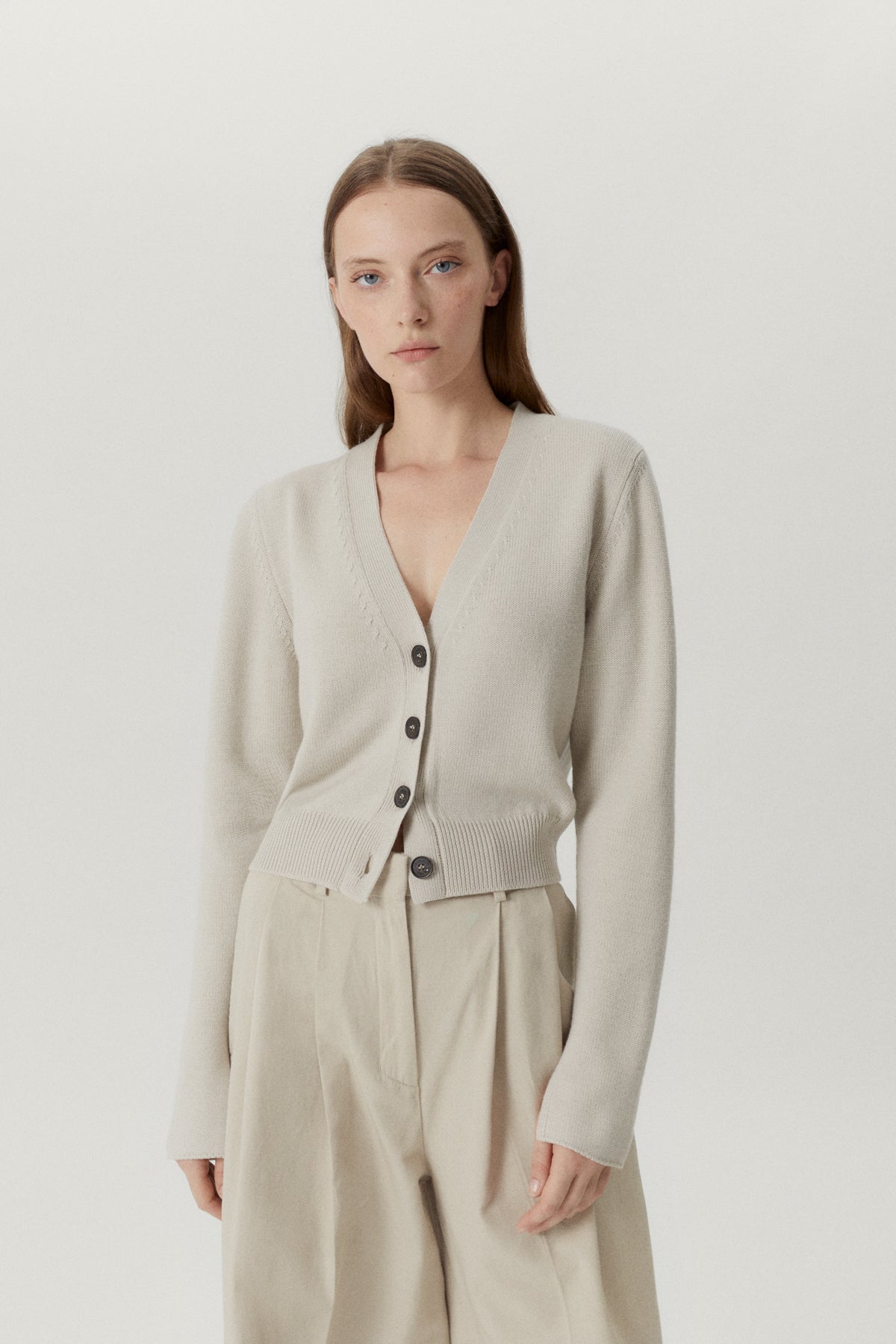 the merino wool crop cardigan pearl