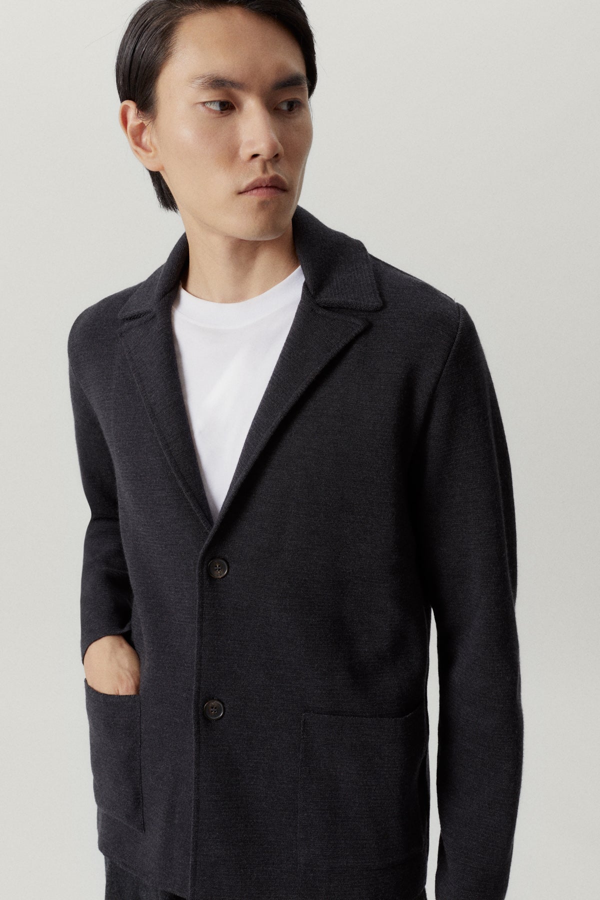 the merino wool knit blazer anthracite