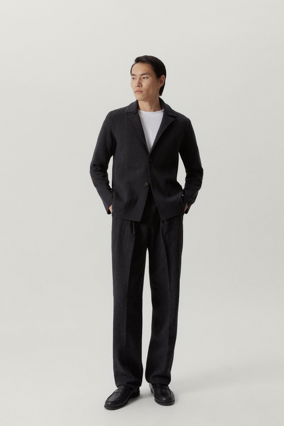the merino wool knit blazer anthracite