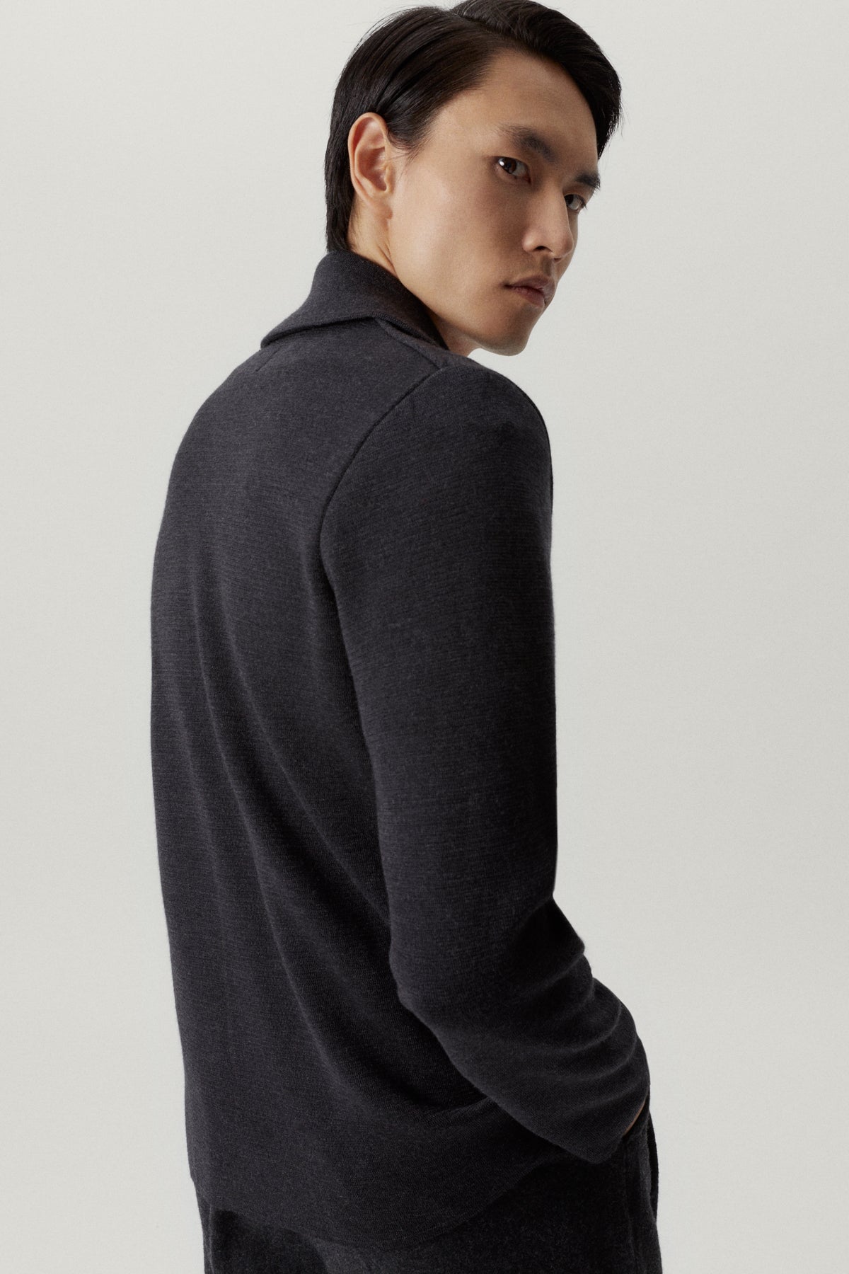 the merino wool knit blazer anthracite