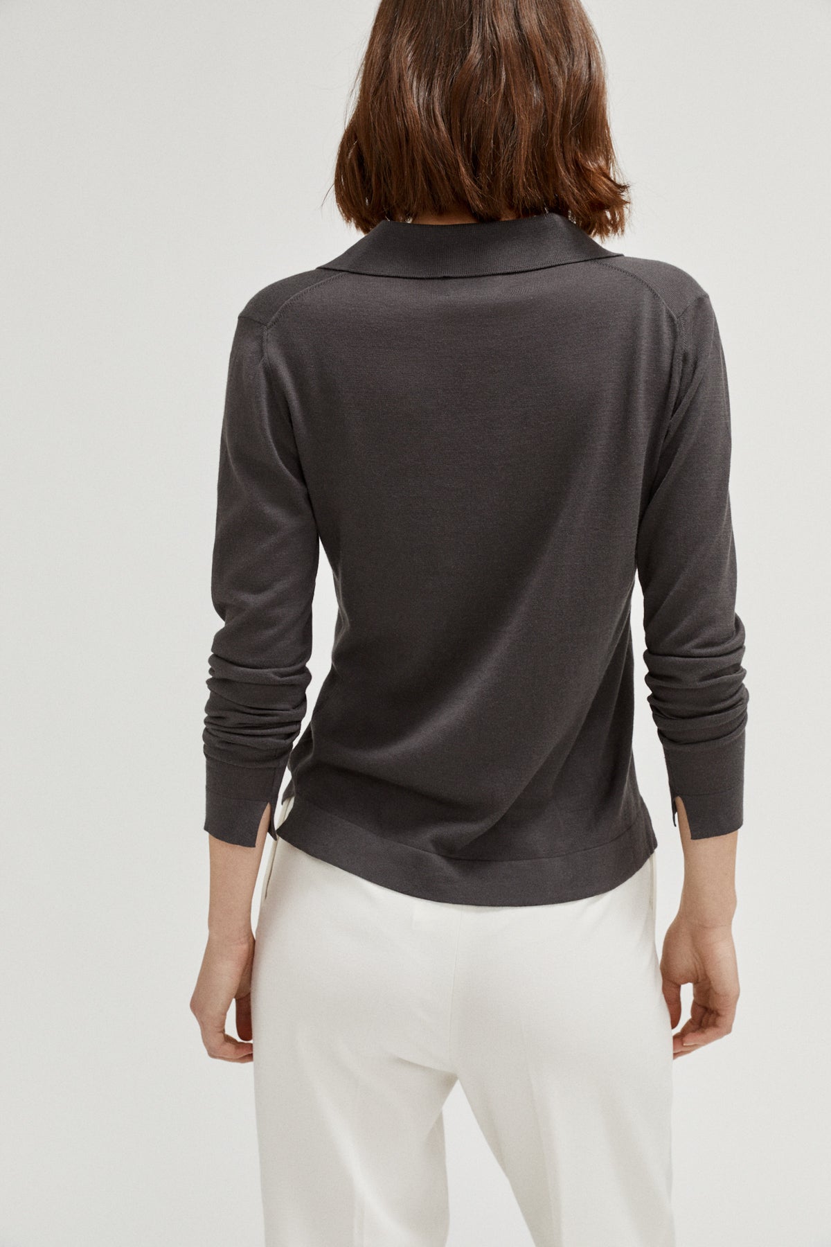 the organic cotton lightweight polo graphite