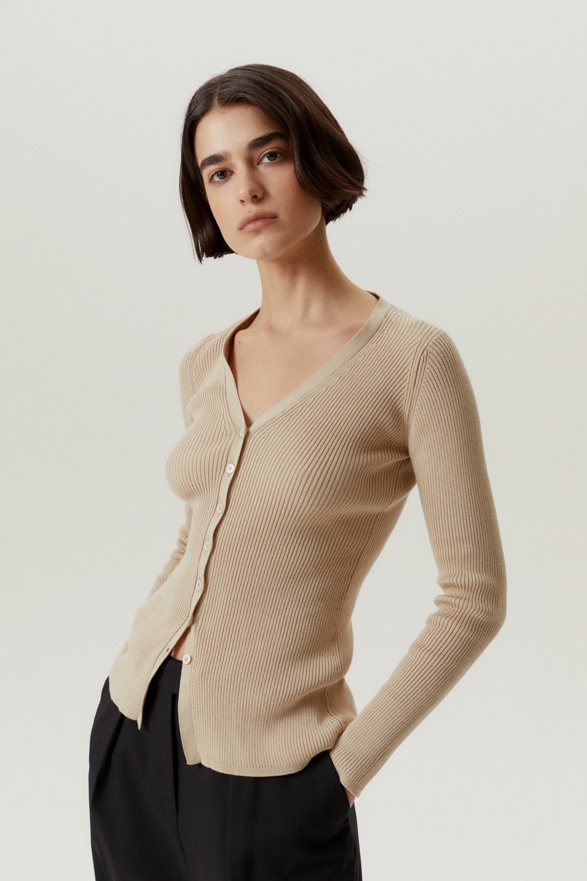 the organic cotton ribbed cardigan sand