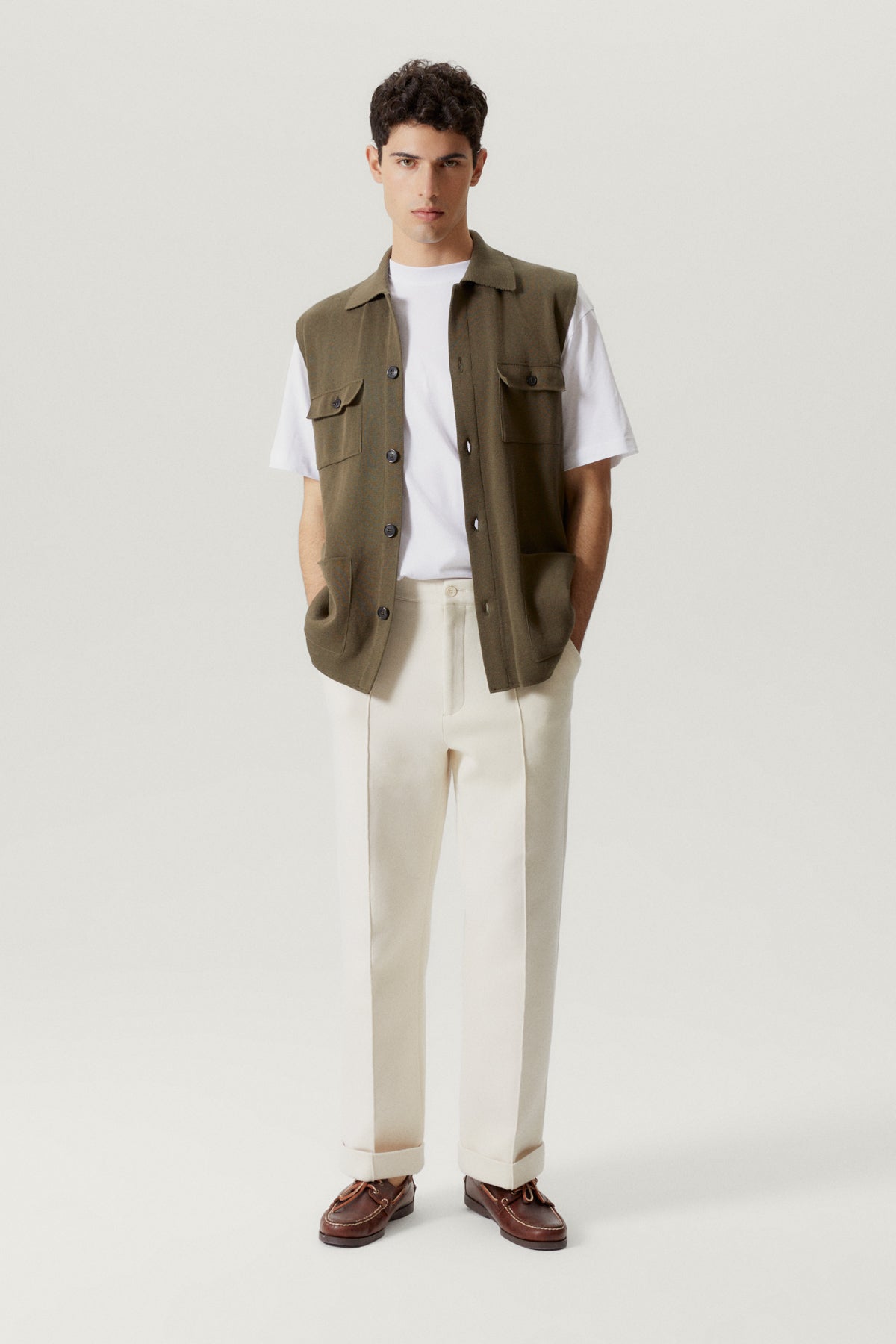 the organic cotton vest kaki green