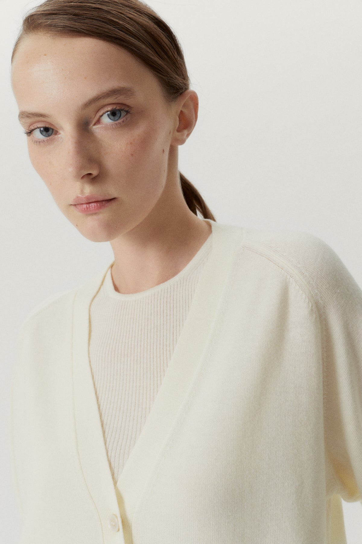 the ultrasoft wool relaxed cardigan natural white