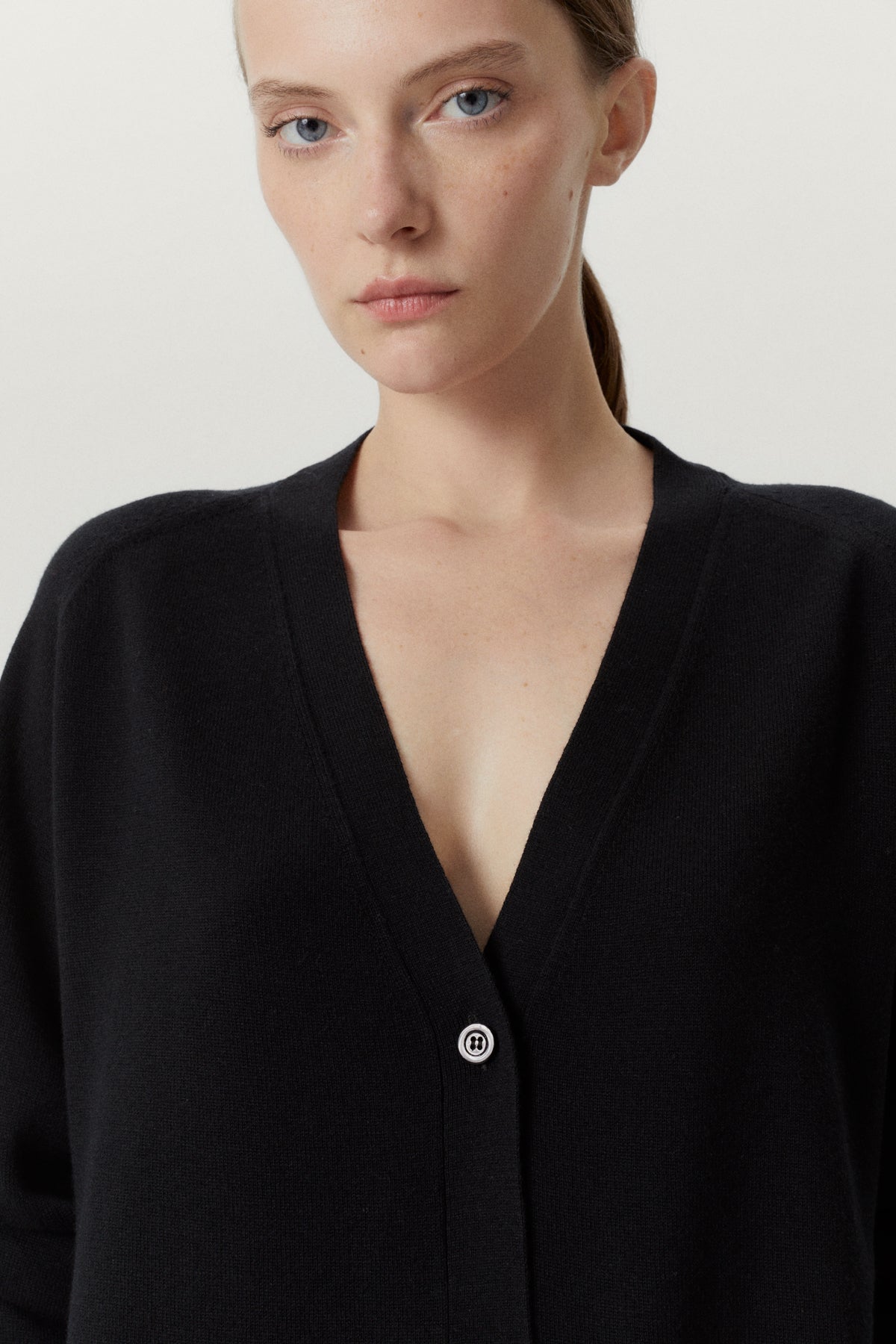 the ultrasoft wool relaxed cardigan midnight blue