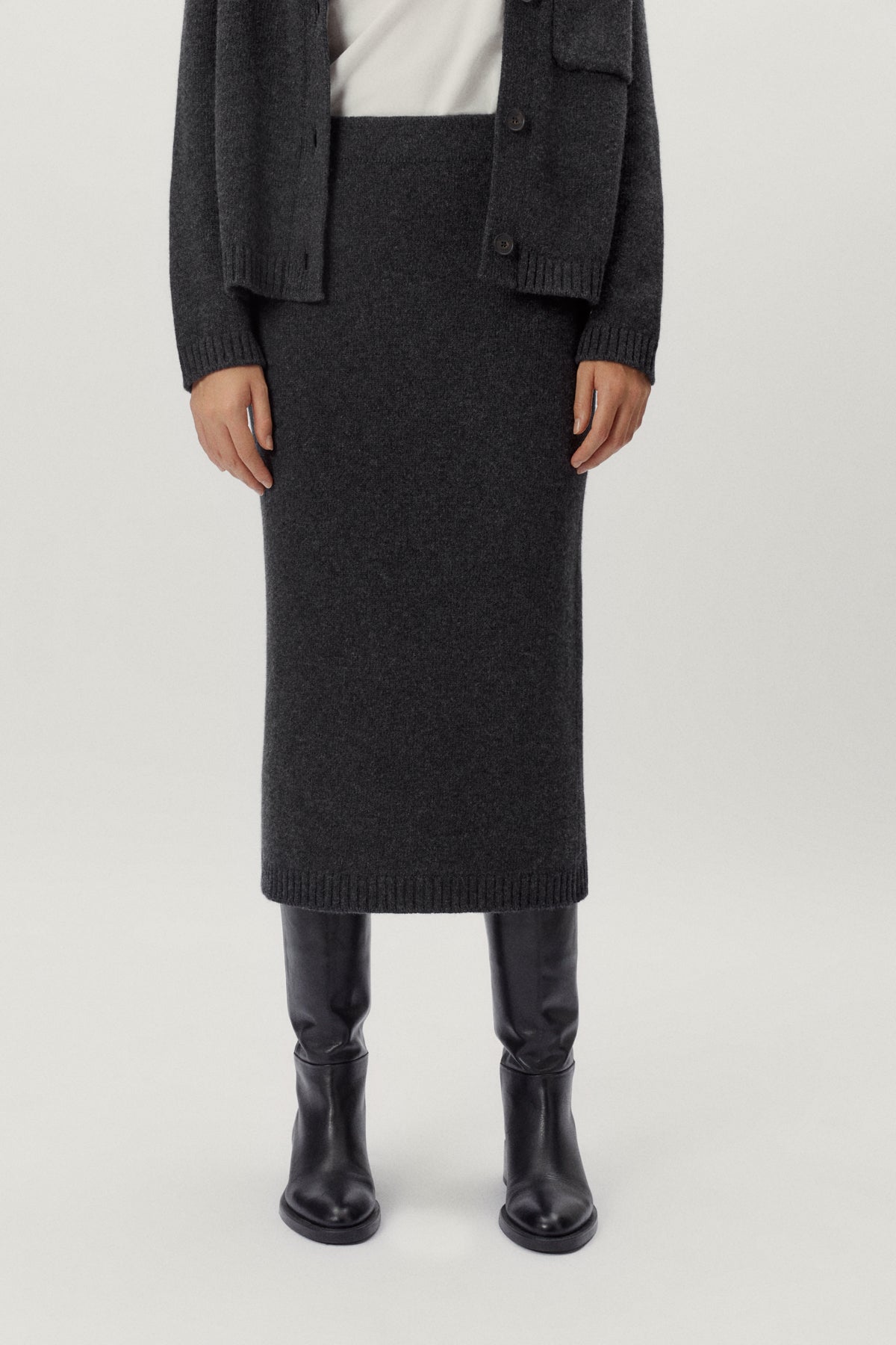 the woolen pencil skirt ash grey