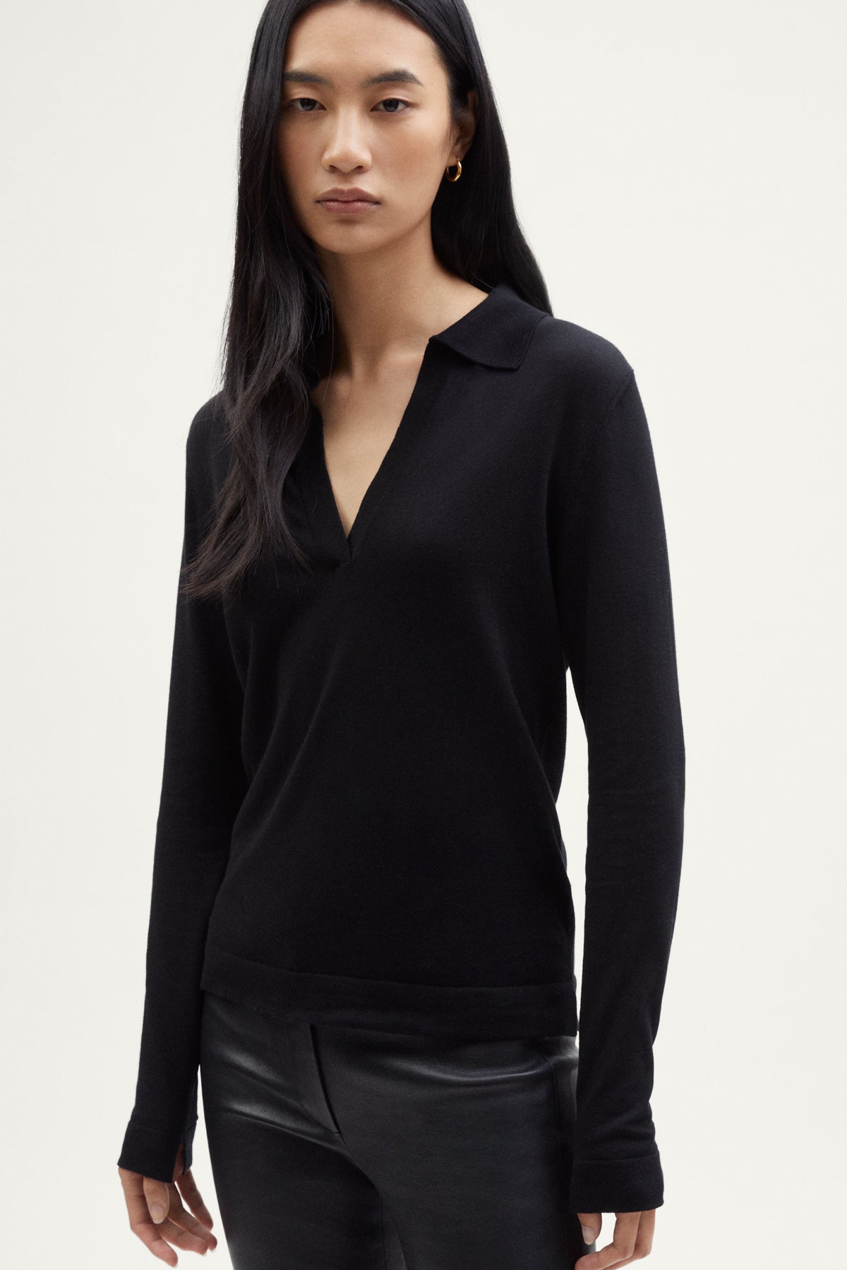 The Organic Cotton Lightweight Polo - black