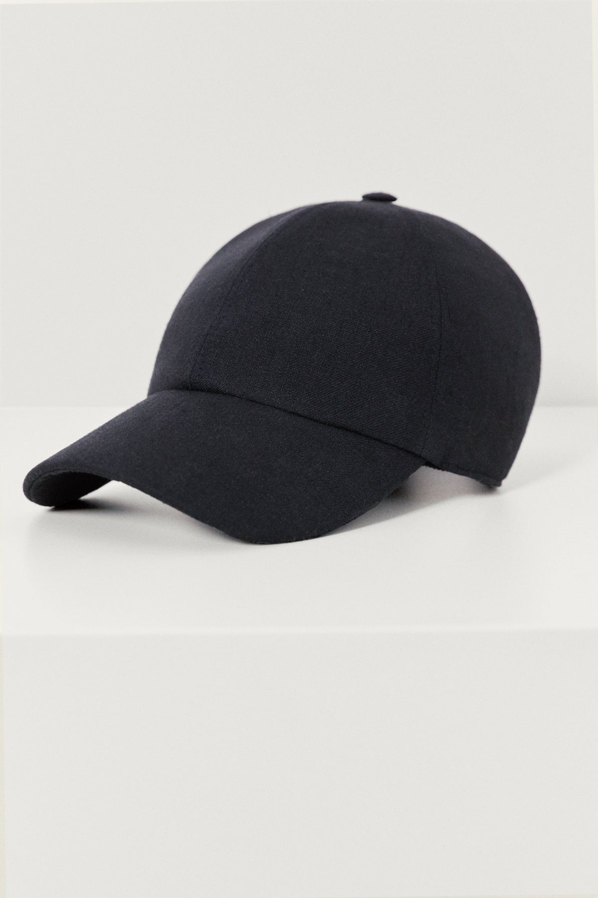 The Linen Twill Baseball Hat - black-navy
