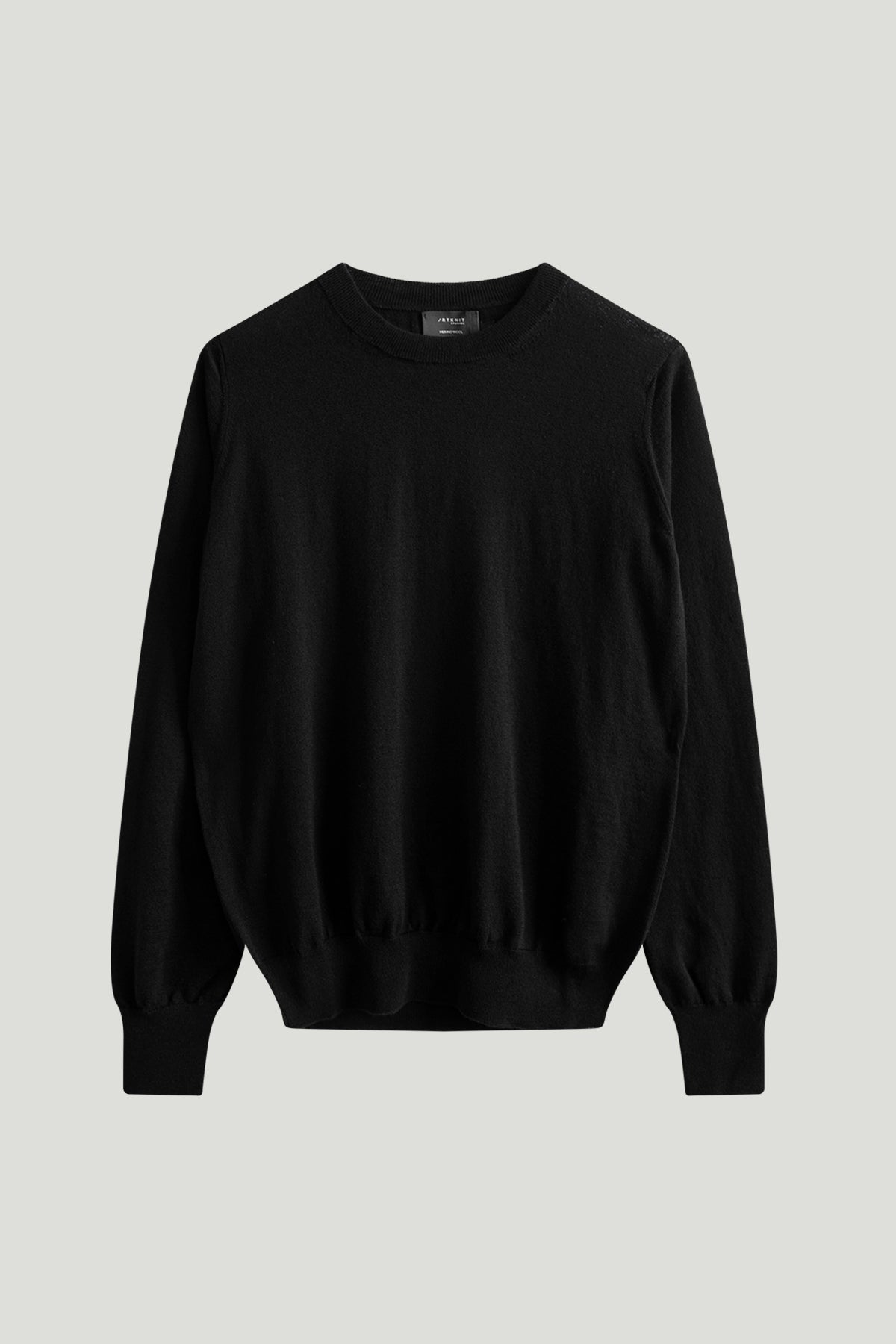 The Ultrasoft Wool Round-Neck - Imperfect Version | Black