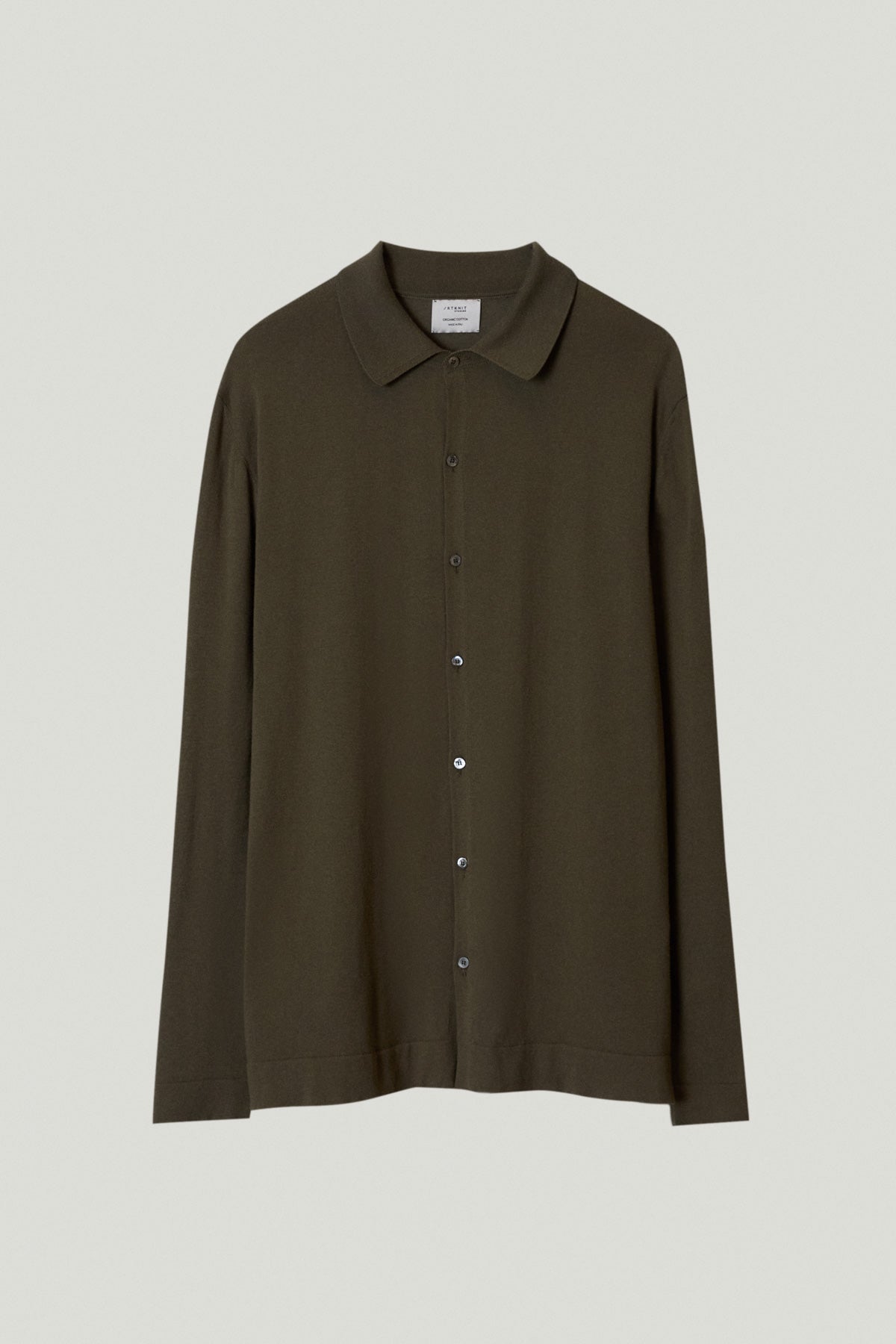 the organic cotton knit shirt kaki green