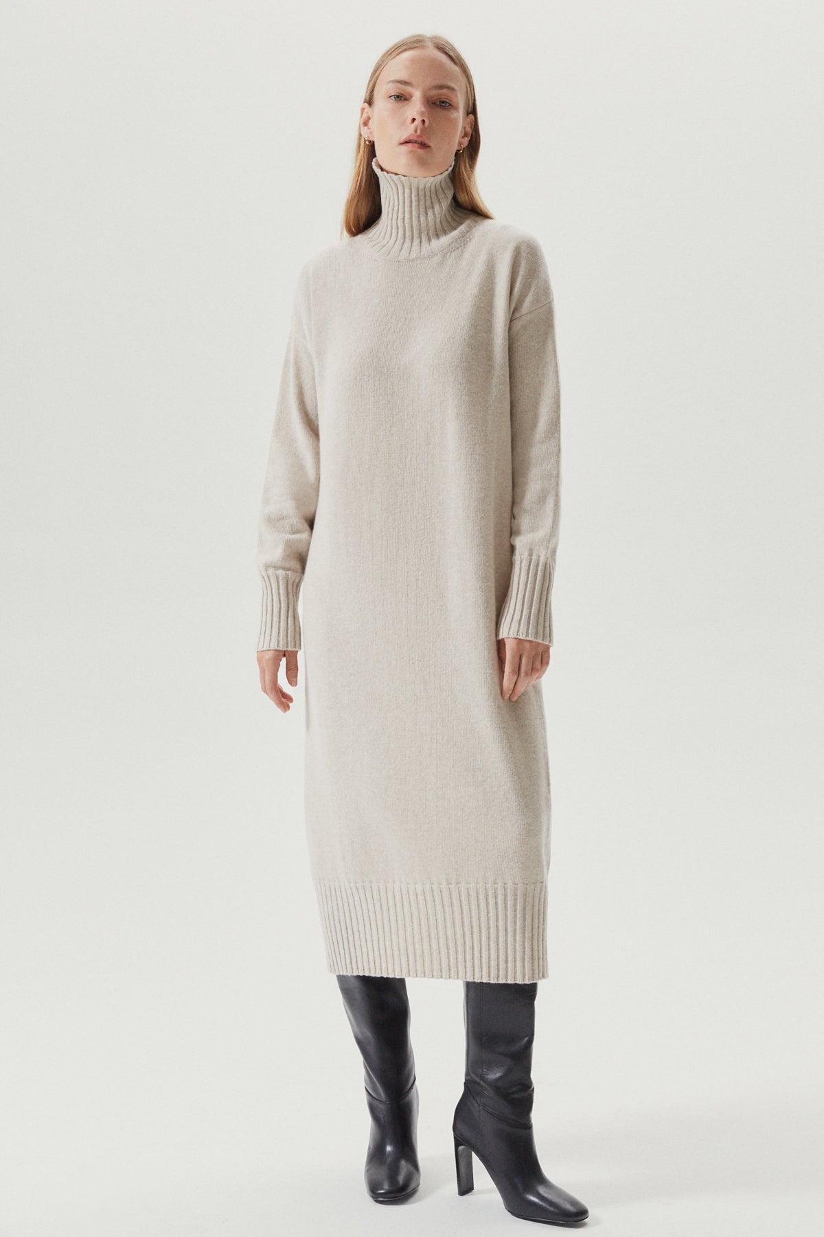 the woolen oversize dress ecru