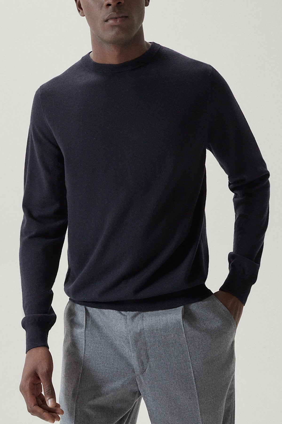 the ultrasoft wool round neck imperfect version midnight blue