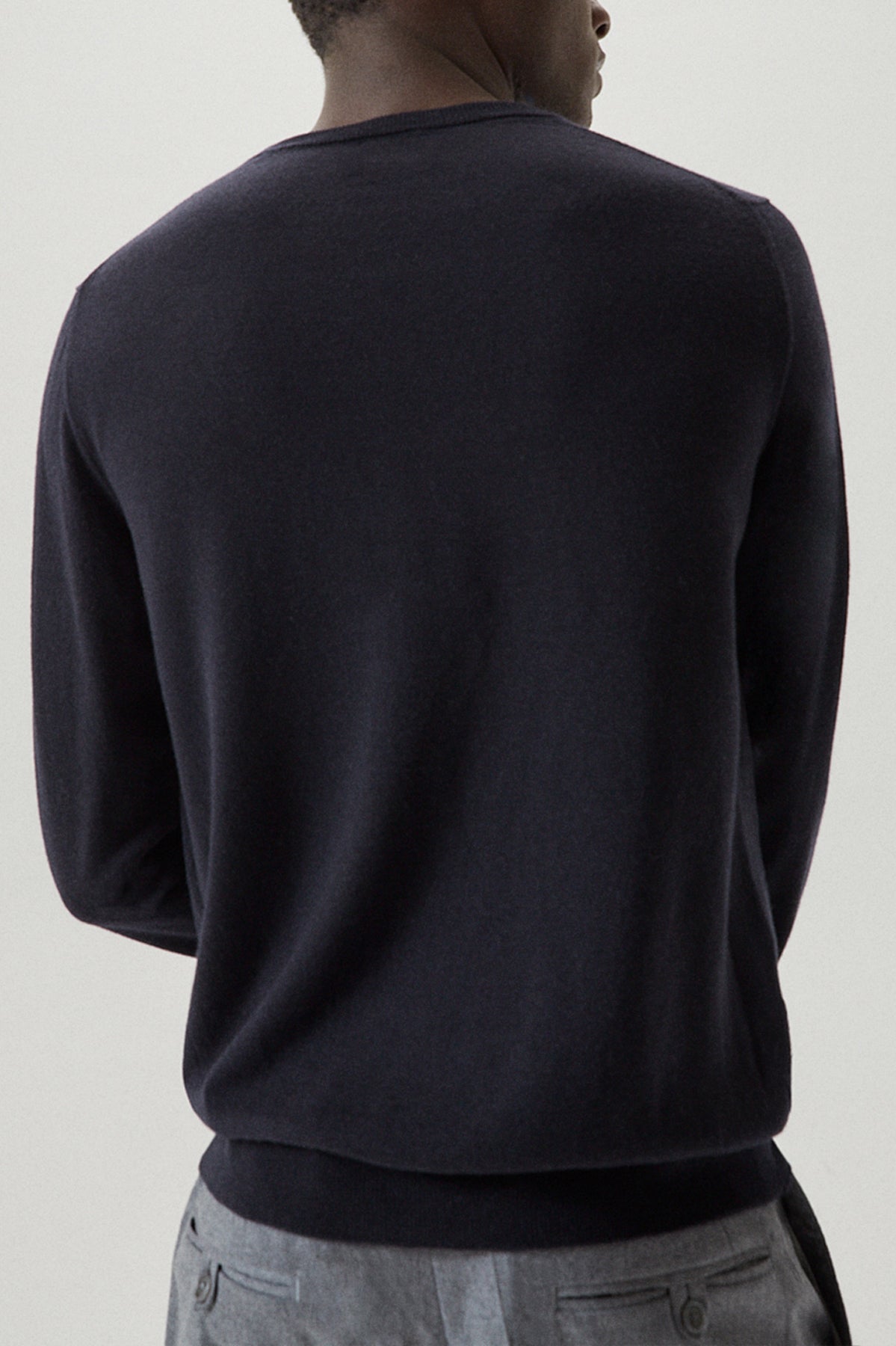 the ultrasoft wool round neck imperfect version midnight blue