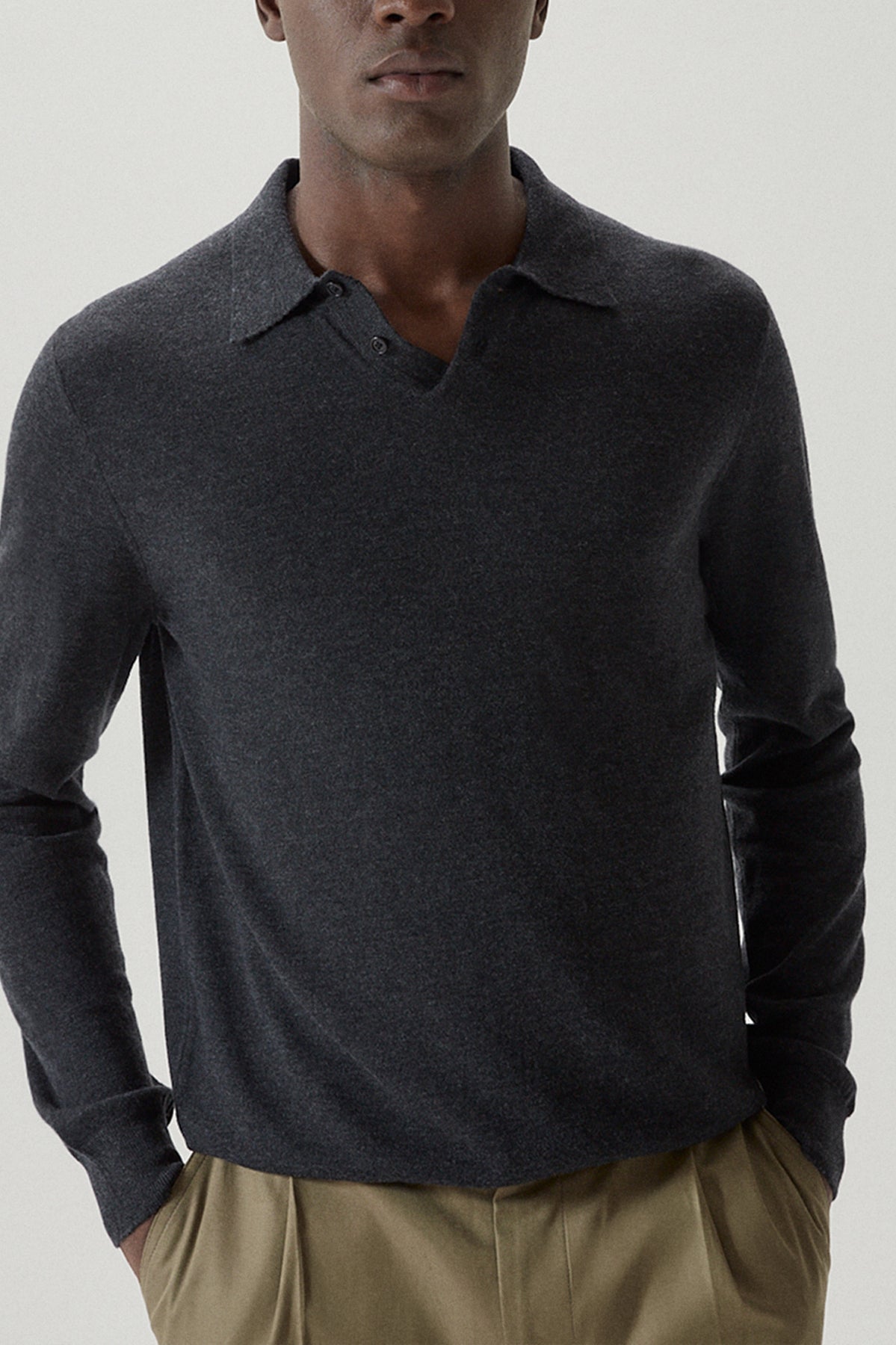 the ultrasoft wool polo imperfect version dark grey