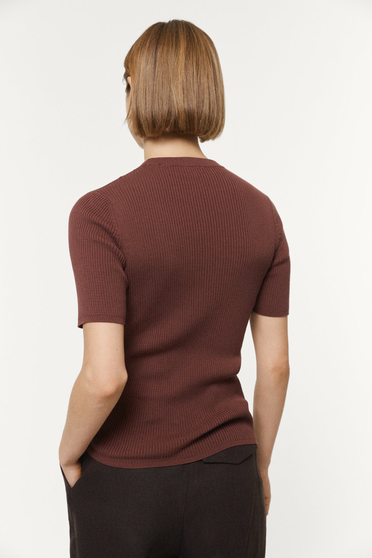 The Organic Cotton Ribbed Tee Mahogany