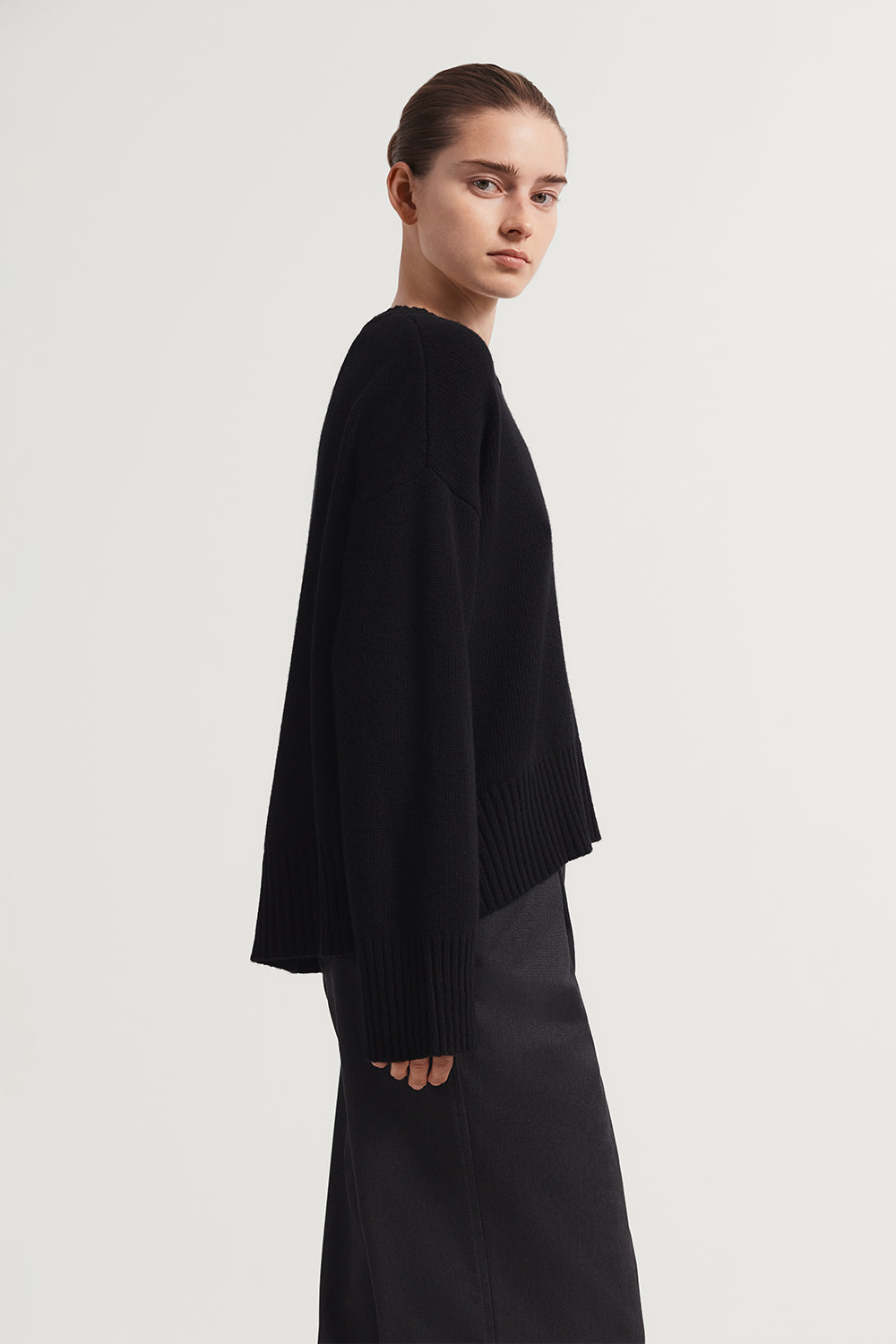 The Woolen Chunky Sweater Black