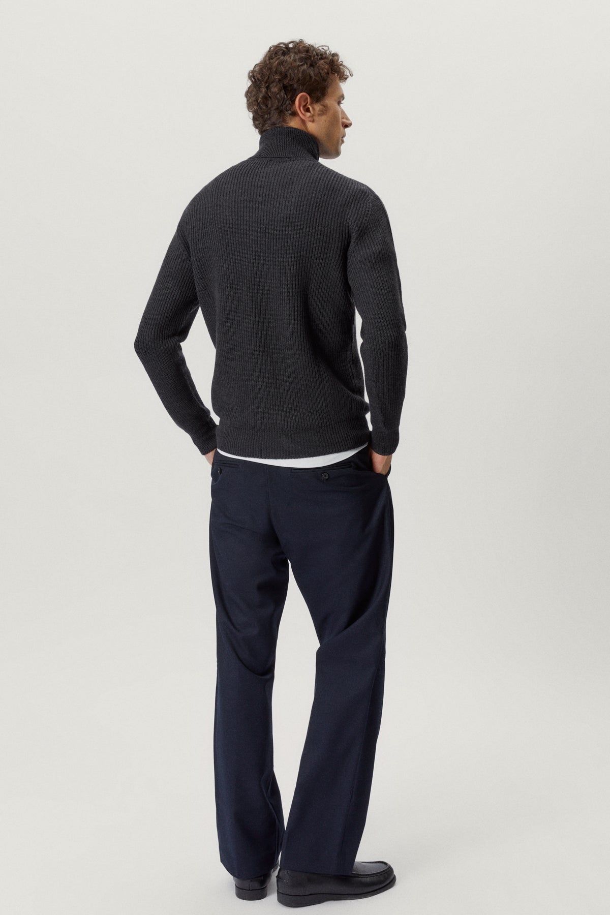 the merino wool ribbed high neck anthracite