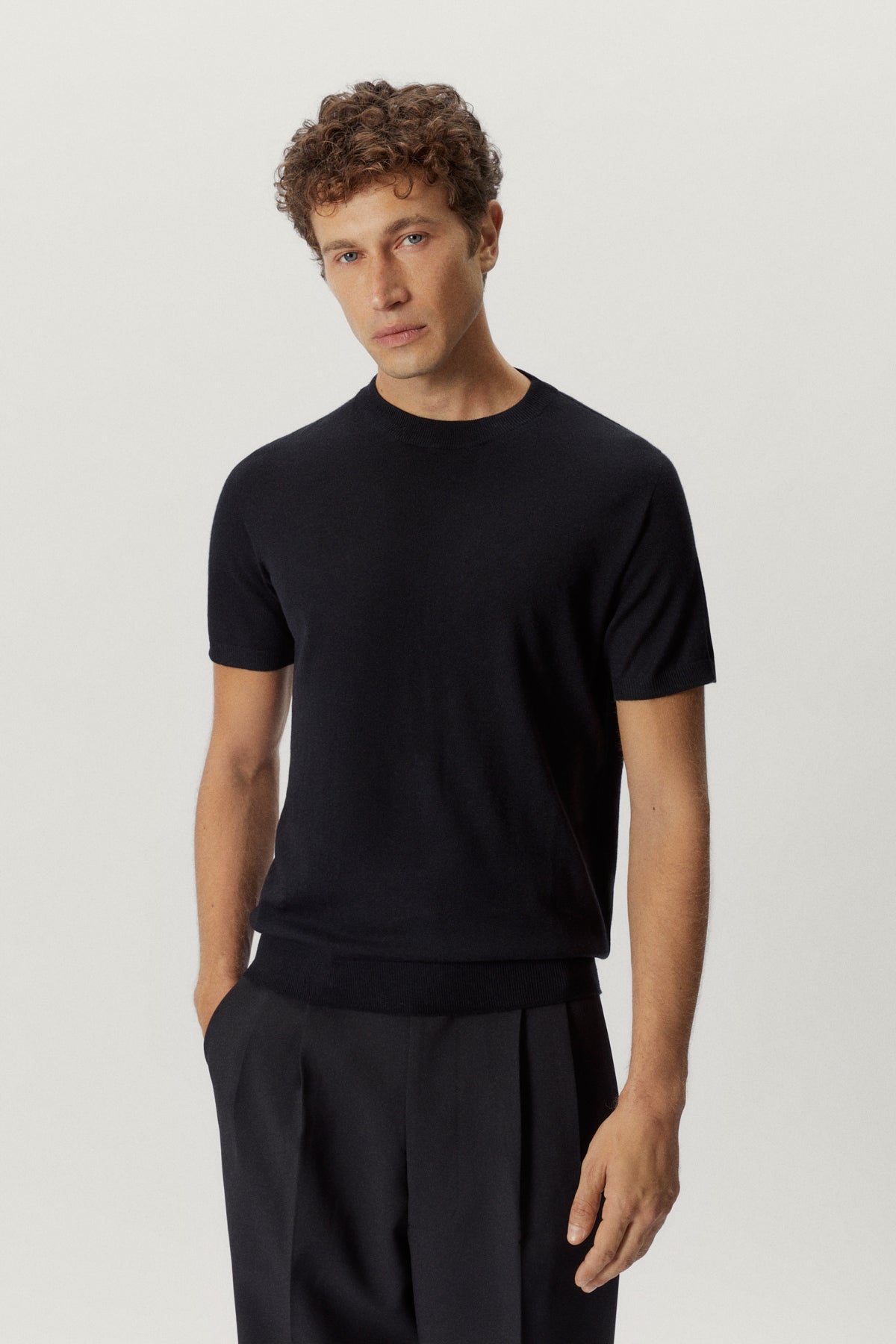 the ultrasoft wool t shirt black